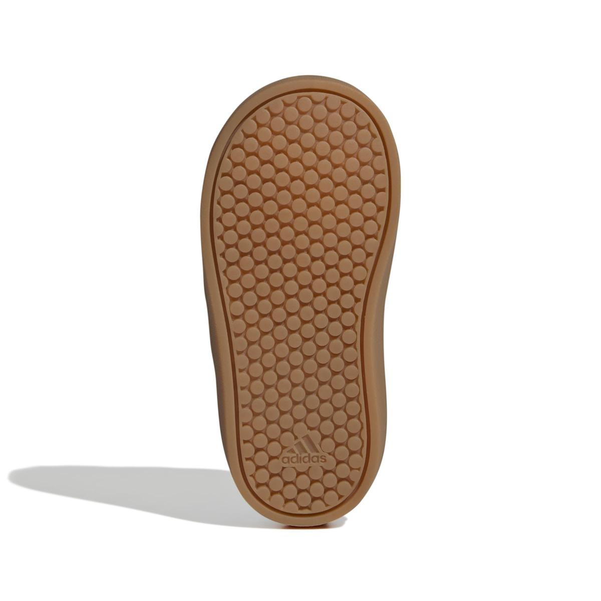 product/a/d/adidas_jr6029_4_footwear_photography_bottom_view_white-nw091725.jpg