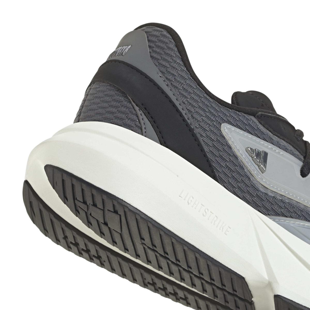 product/a/d/adidas_js0913_8_footwear_photography_detail_view_1_white-nw091725.jpg