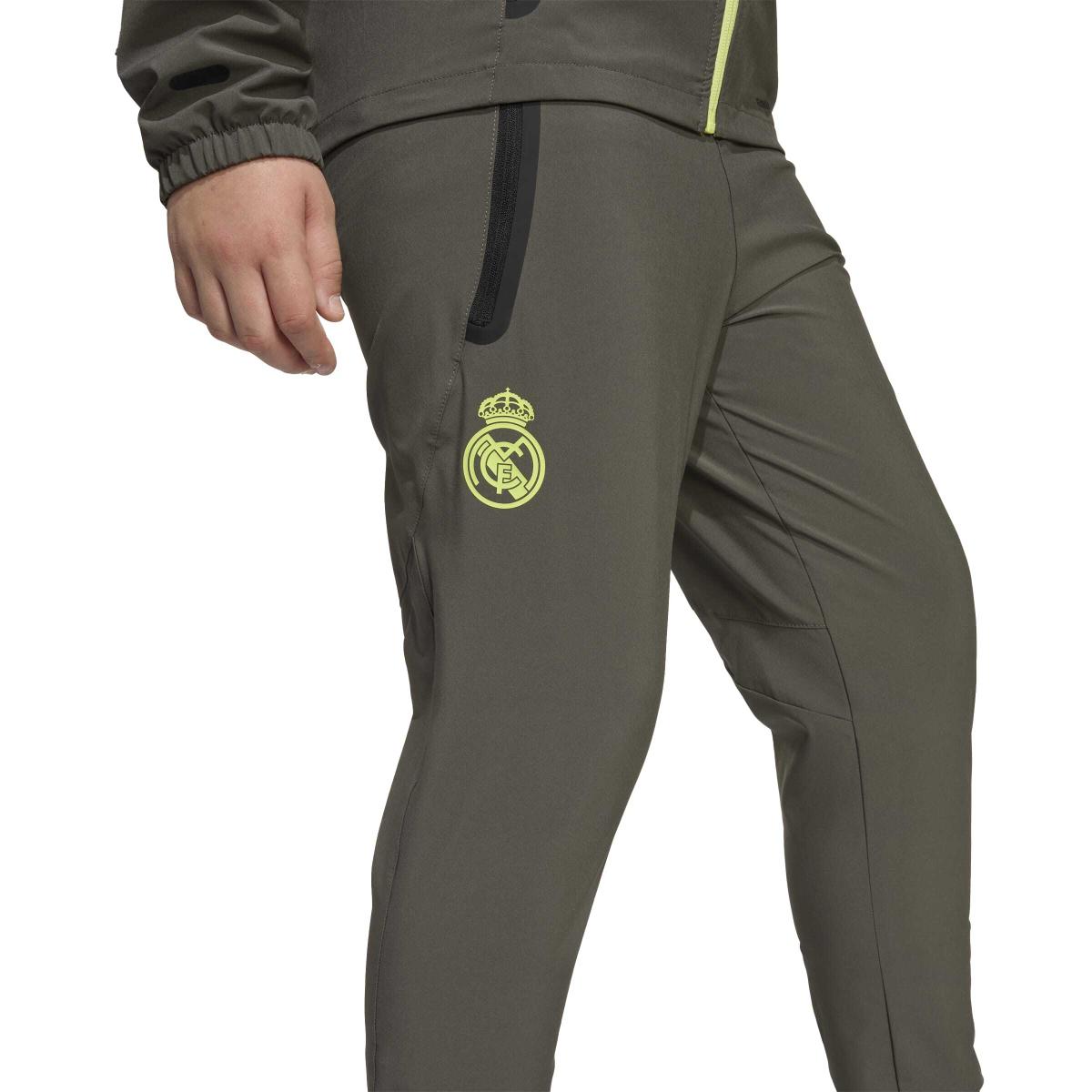 product/a/d/adidas_jv5325_4_apparel_on_model_detail_view_1_white.jpg