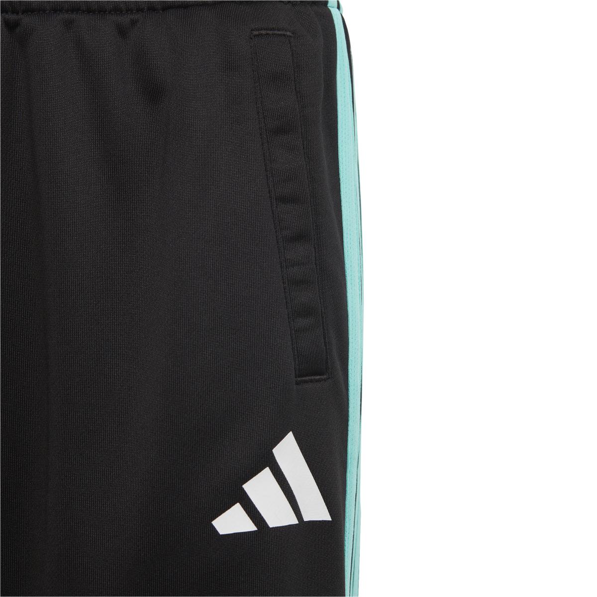 product/a/d/adidas_jv5431_5_apparel_photography_detail_view_2_white.jpg