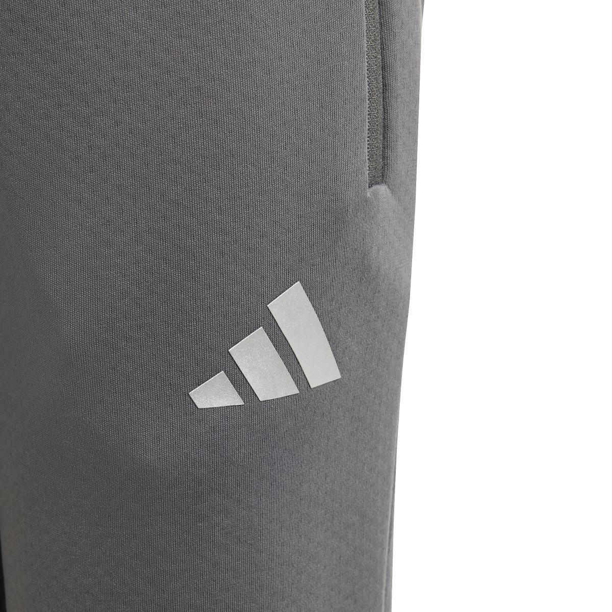 product/a/d/adidas_jw8510_grefiv_4.jpg