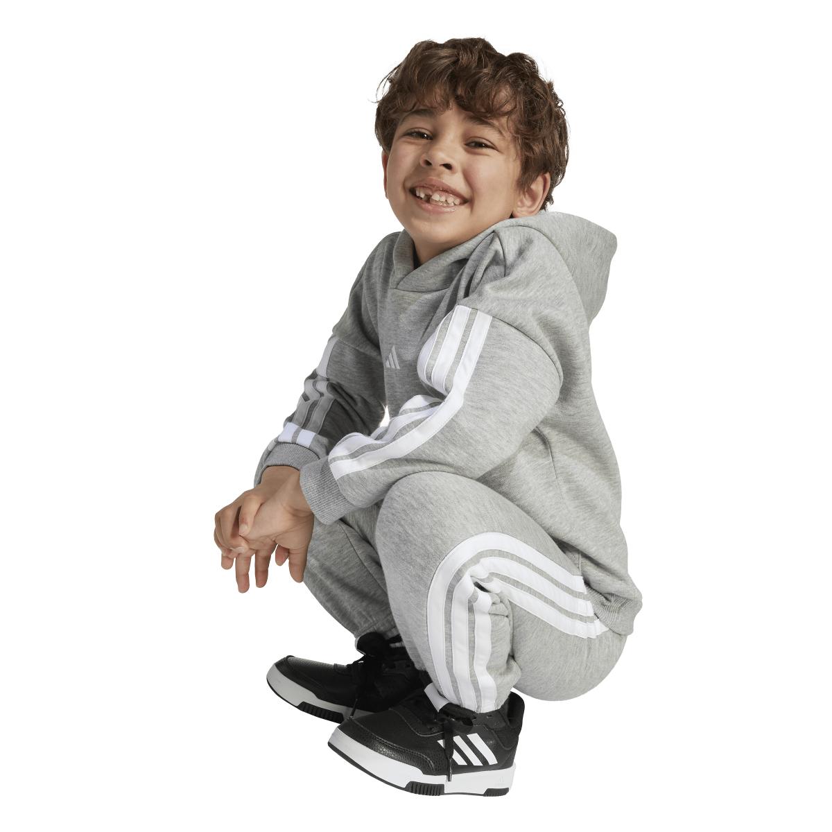 product/a/d/adidas_kb7808_medium-grey-heather_8.jpg