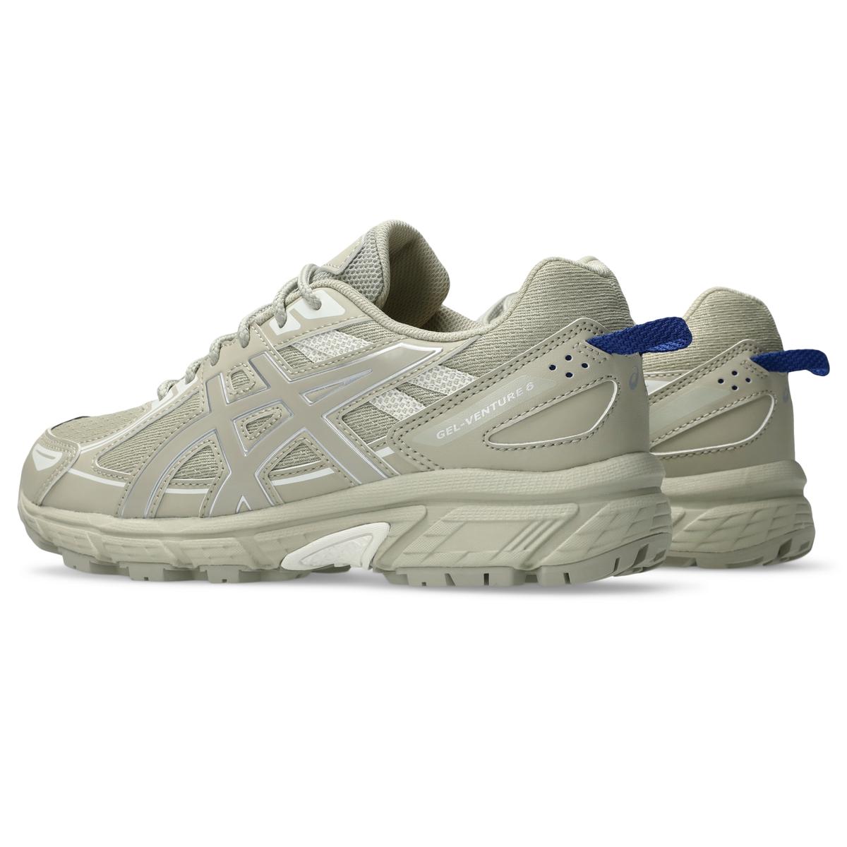 product/a/s/asics_1204a162---009_black-black_1.jpg