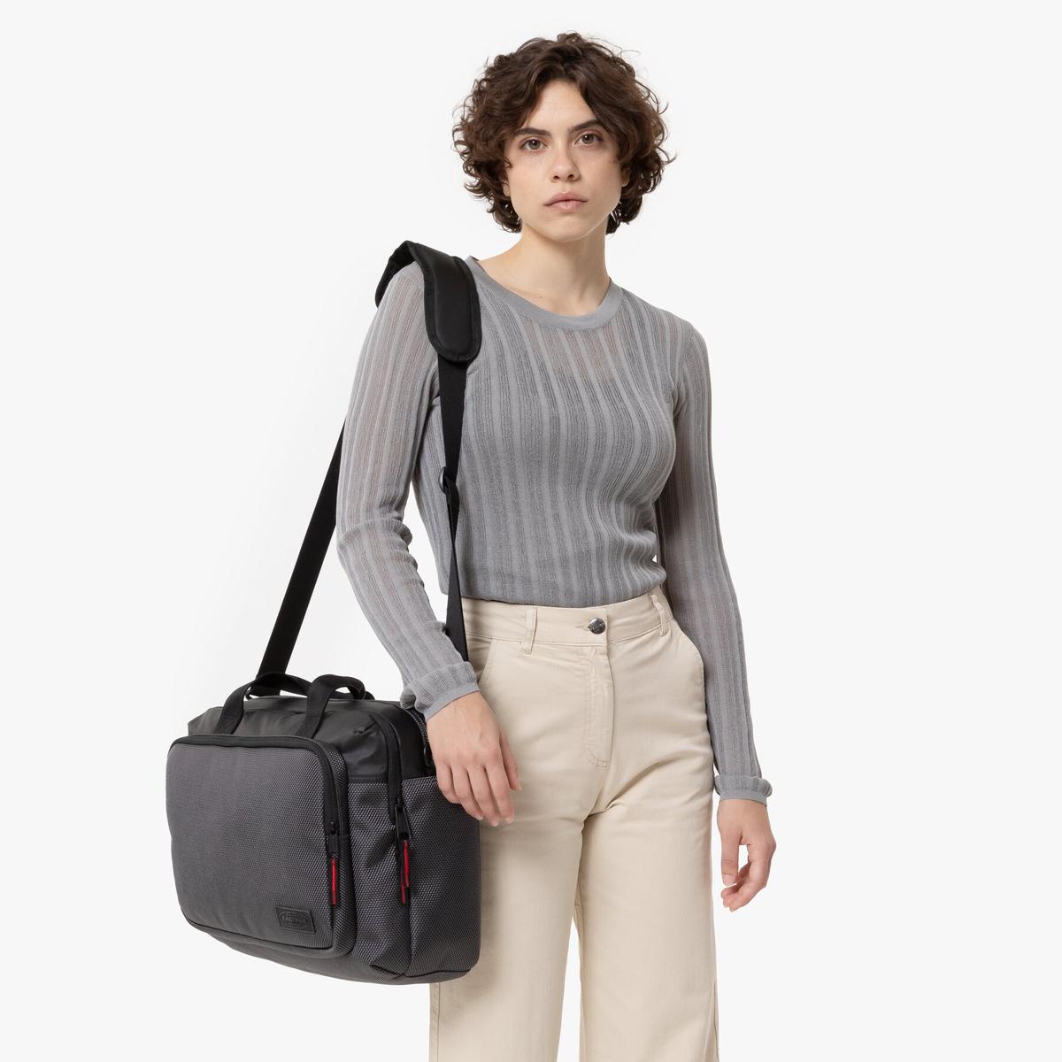 product/e/a/eastpak_ek0a5bhti97_8.jpg