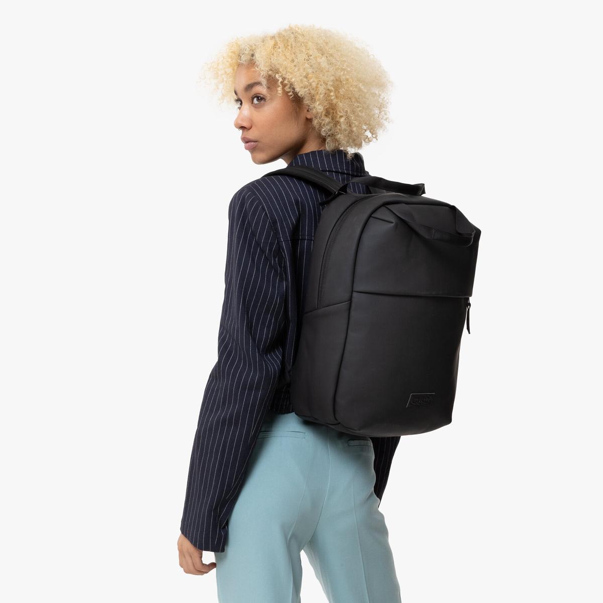 product/e/a/eastpak_ek0a5bhu1f5_10-nw052924.jpg