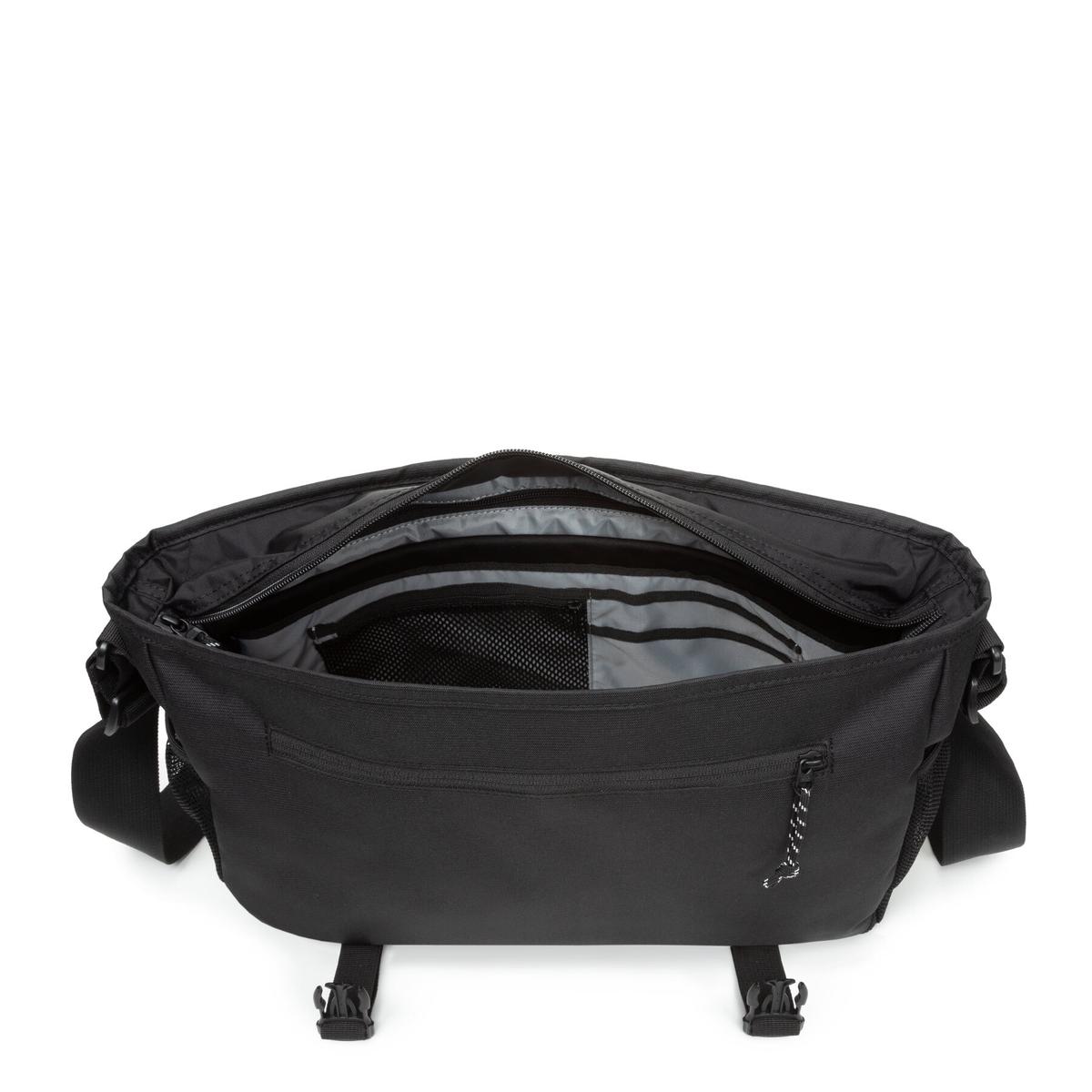 product/e/a/eastpak_ek0a5bl91w6_black-pro_3.jpg