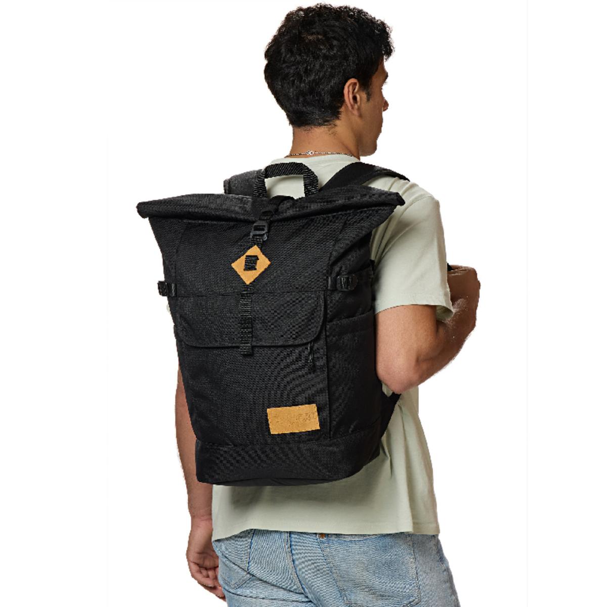 product/e/a/eastpak_ek0a5blgn55_black_8.jpg