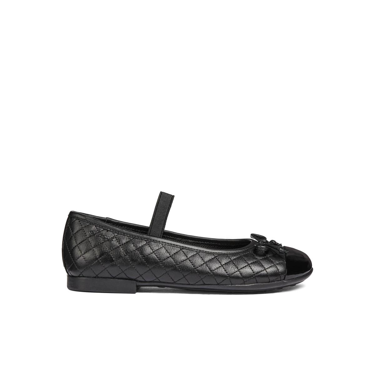 product/g/e/geox_j5455b_08502_c9999_black_1.jpg