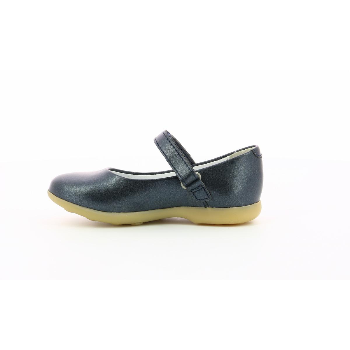 product/k/i/kickers_622416-30-10_3.jpg