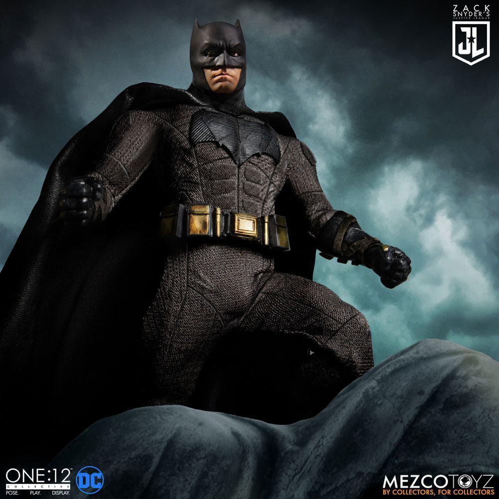 product/m/e/mezco-toyz_mez76732_noir_5.jpg