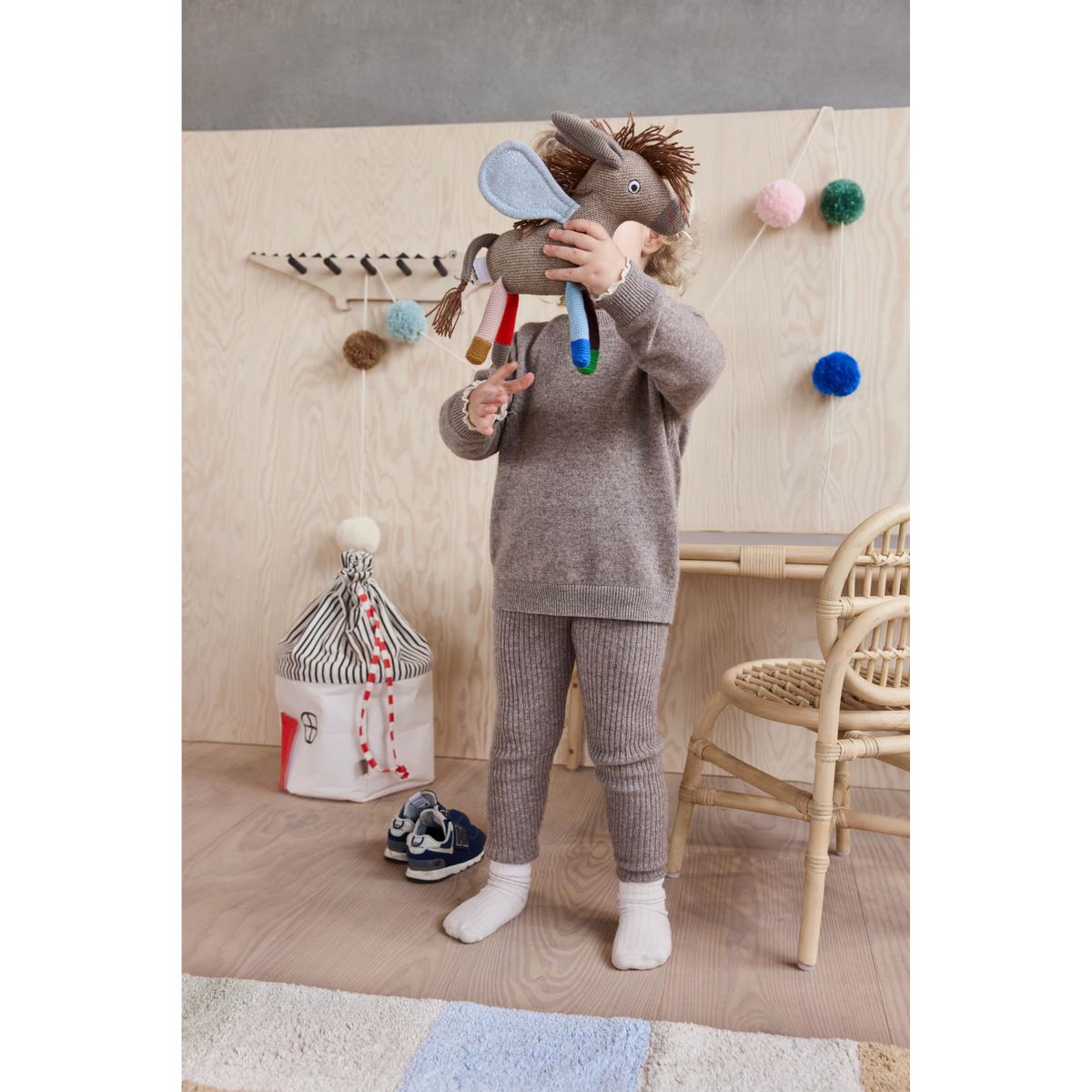 product/o/y/oyoy-living-design_m107654_marron_2.jpg