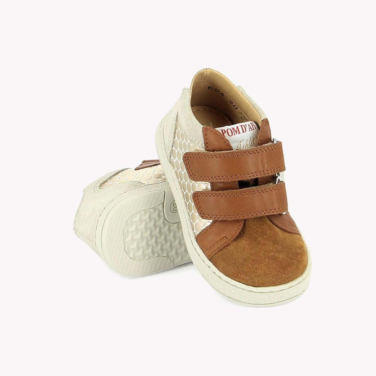 product/p/o/pom-d-api_t1jfnh0401_caramel-leo_4.jpg