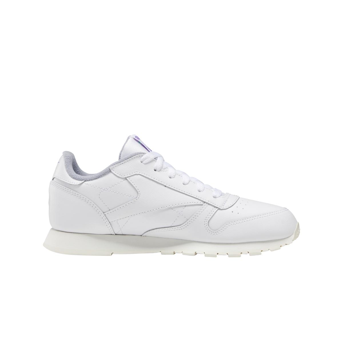 product/r/e/reebok-classics_dv9598_4_footwear_photography_side_medial_center_view_white_000.jpg