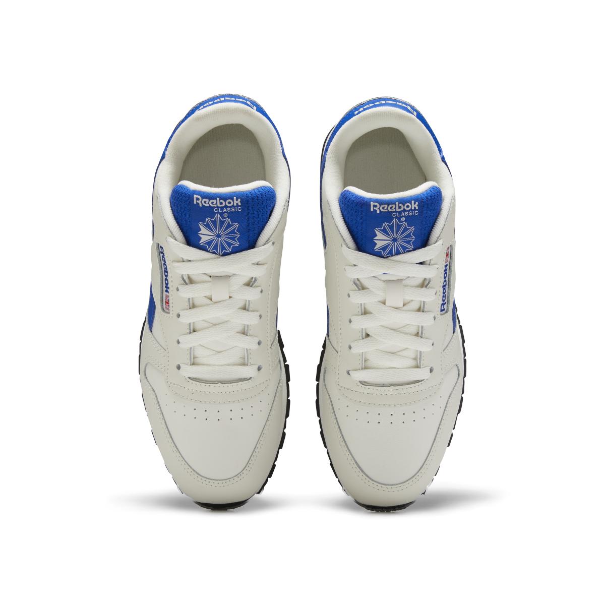 product/r/e/reebok-classics_eg5734_2_footwear_photography_top_portrait_view_white_000.jpg