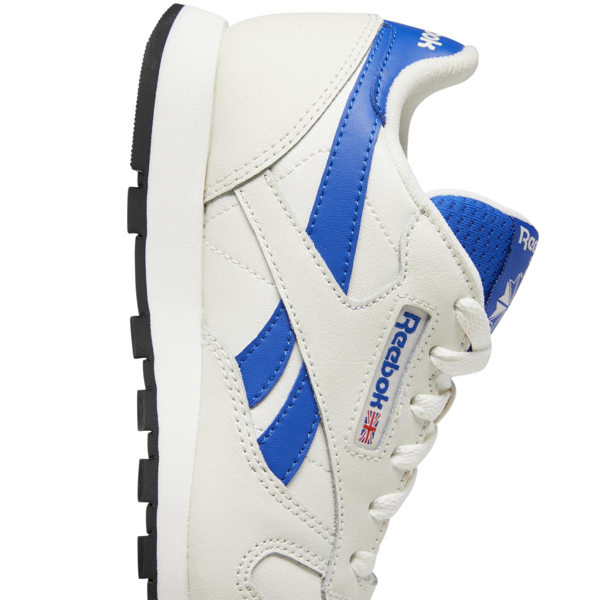 product/r/e/reebok-classics_eg5734_8_footwear_photography_detail_view_2_white_000.jpg