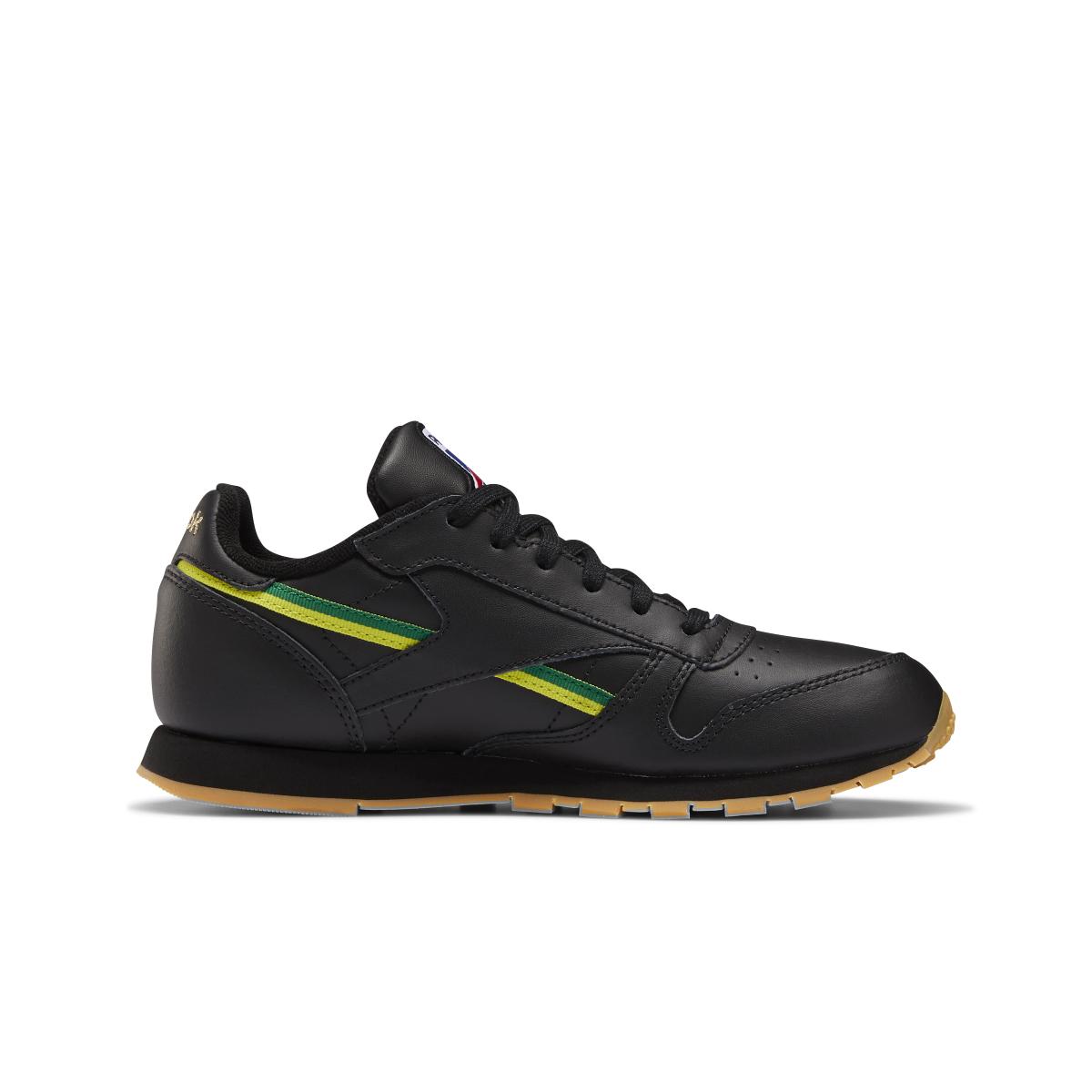 product/r/e/reebok-classics_eh1285_4_footwear_photography_side_medial_center_view_white_000.jpg