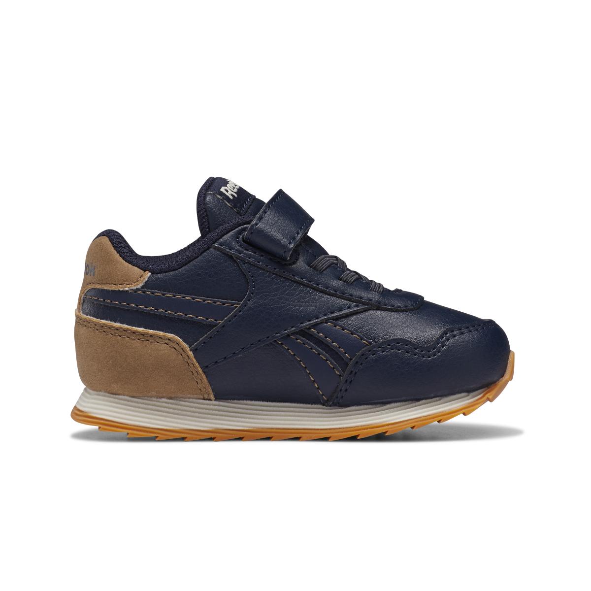 product/r/e/reebok-classics_g58319_4_footwear_photography_side_medial_center_view_white_000.jpg