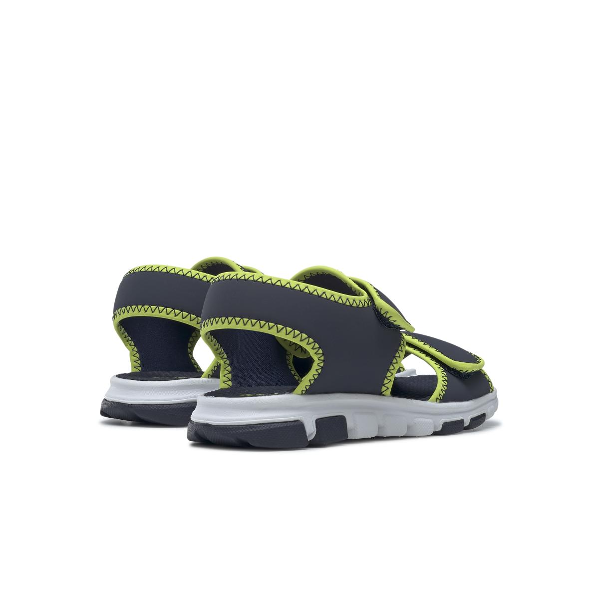 product/r/e/reebok_gw0023_6_footwear_photography_back_lateral_top_view_white_000.jpg