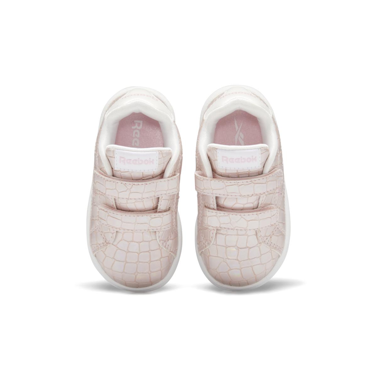 product/r/e/reebok_gw2663_2_footwear_photography_top_portrait_view_white_000.jpg