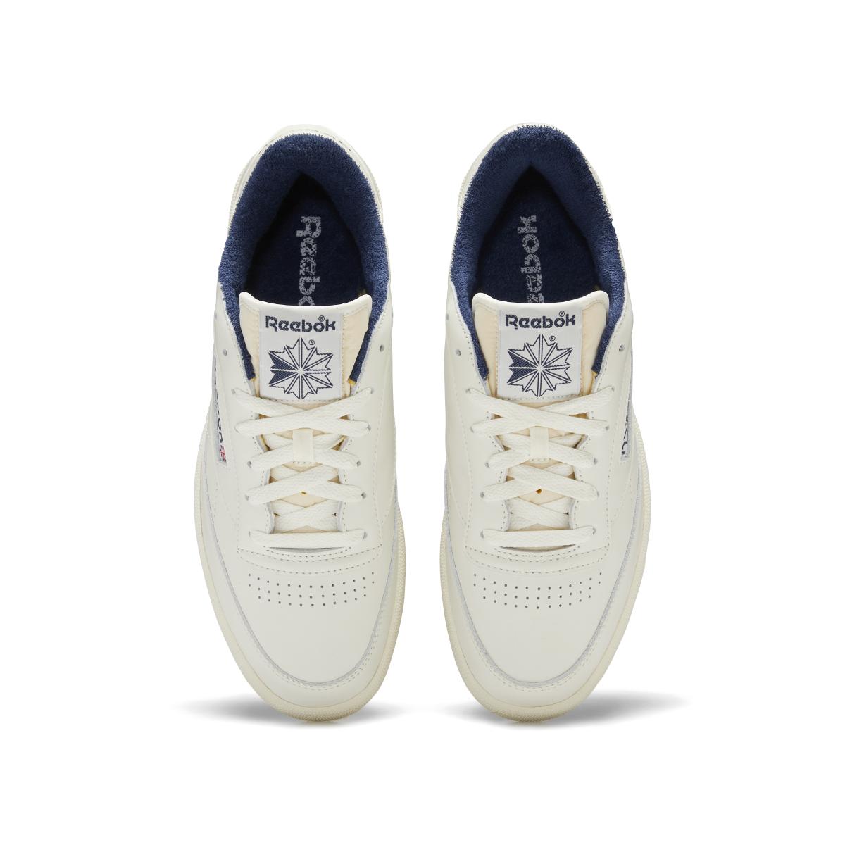 product/r/e/reebok_gx3683_2_footwear_photography_top_portrait_view_white.jpg