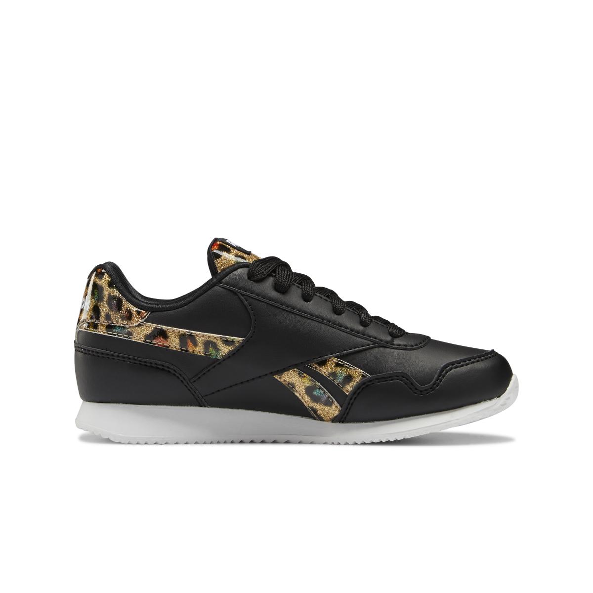 product/r/e/reebok_gy6002_4_footwear_photography_side_medial_center_view_white_000.jpg