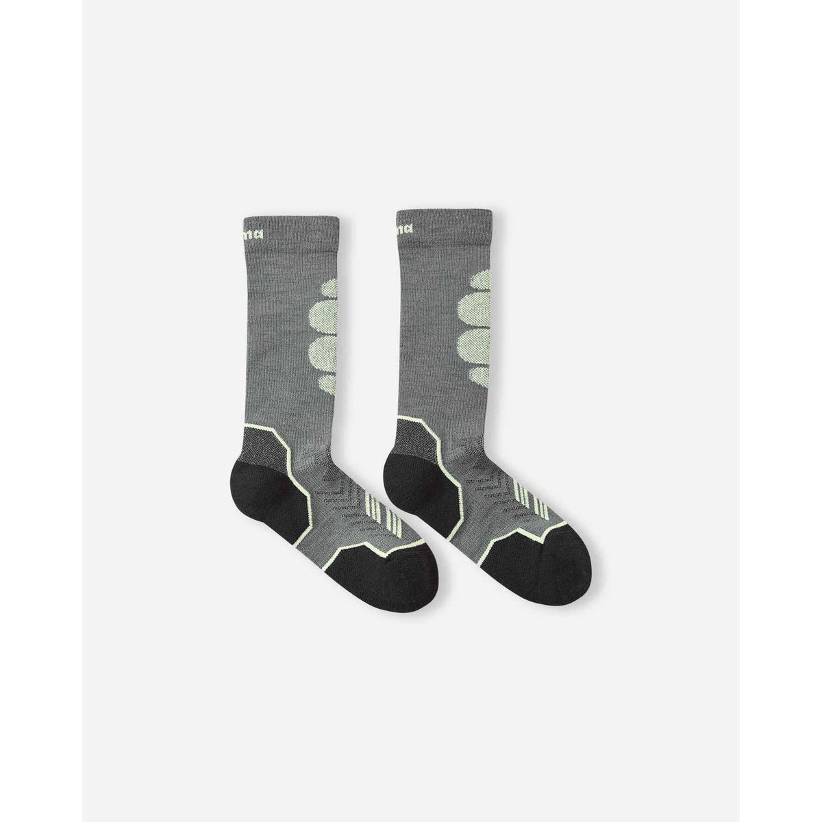 product/r/e/reima_5300316a-9781_soft-black_4.jpg