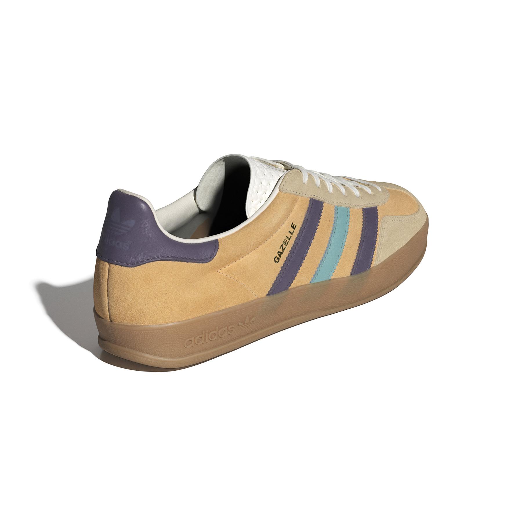 product/2/0/2025_08_adidas_ig1636_7_footwear_photography_back_lateral_top_view_white.jpg