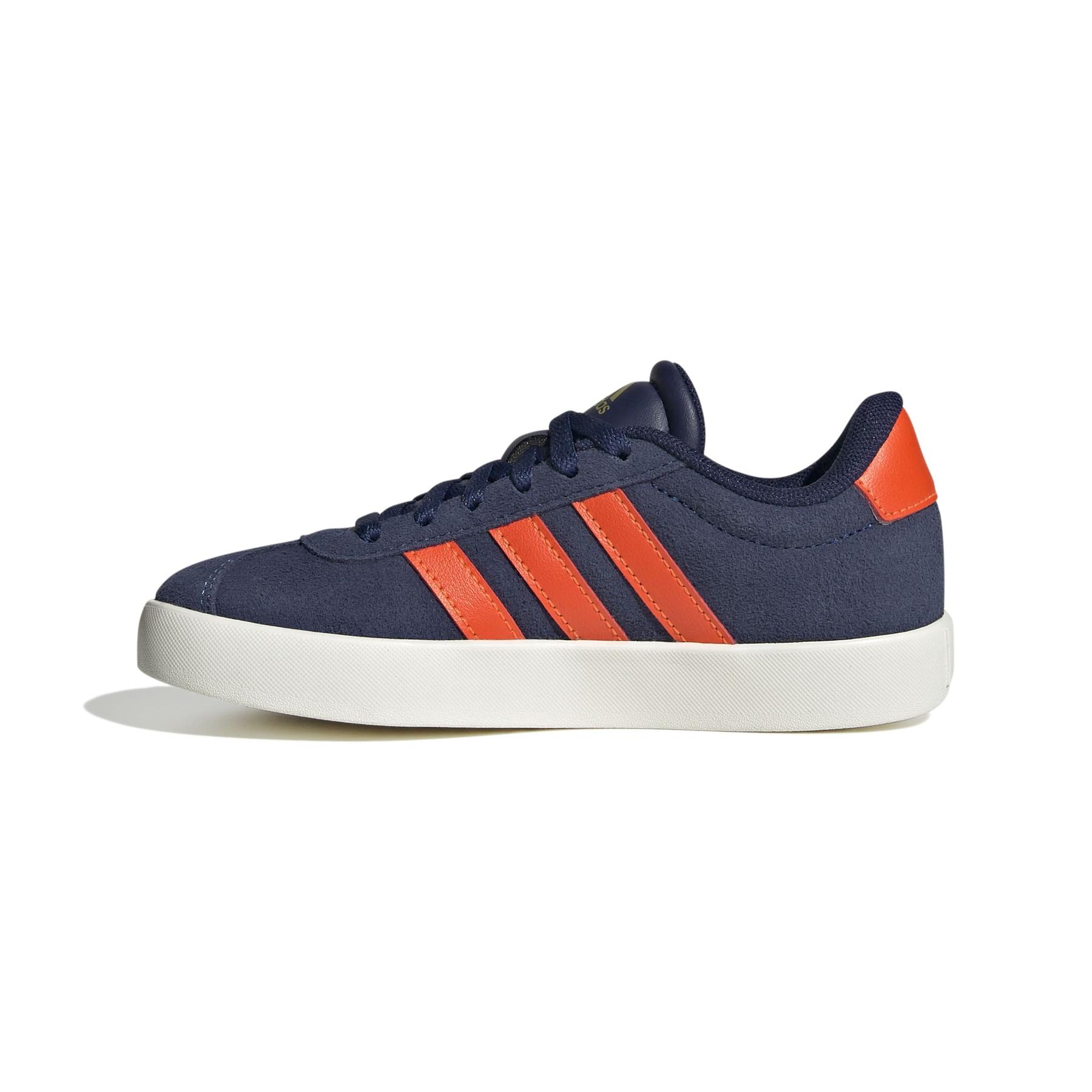 product/2/0/2025_adidas_jr2213_5_footwear_photography_side_medial_center_view_white.jpg