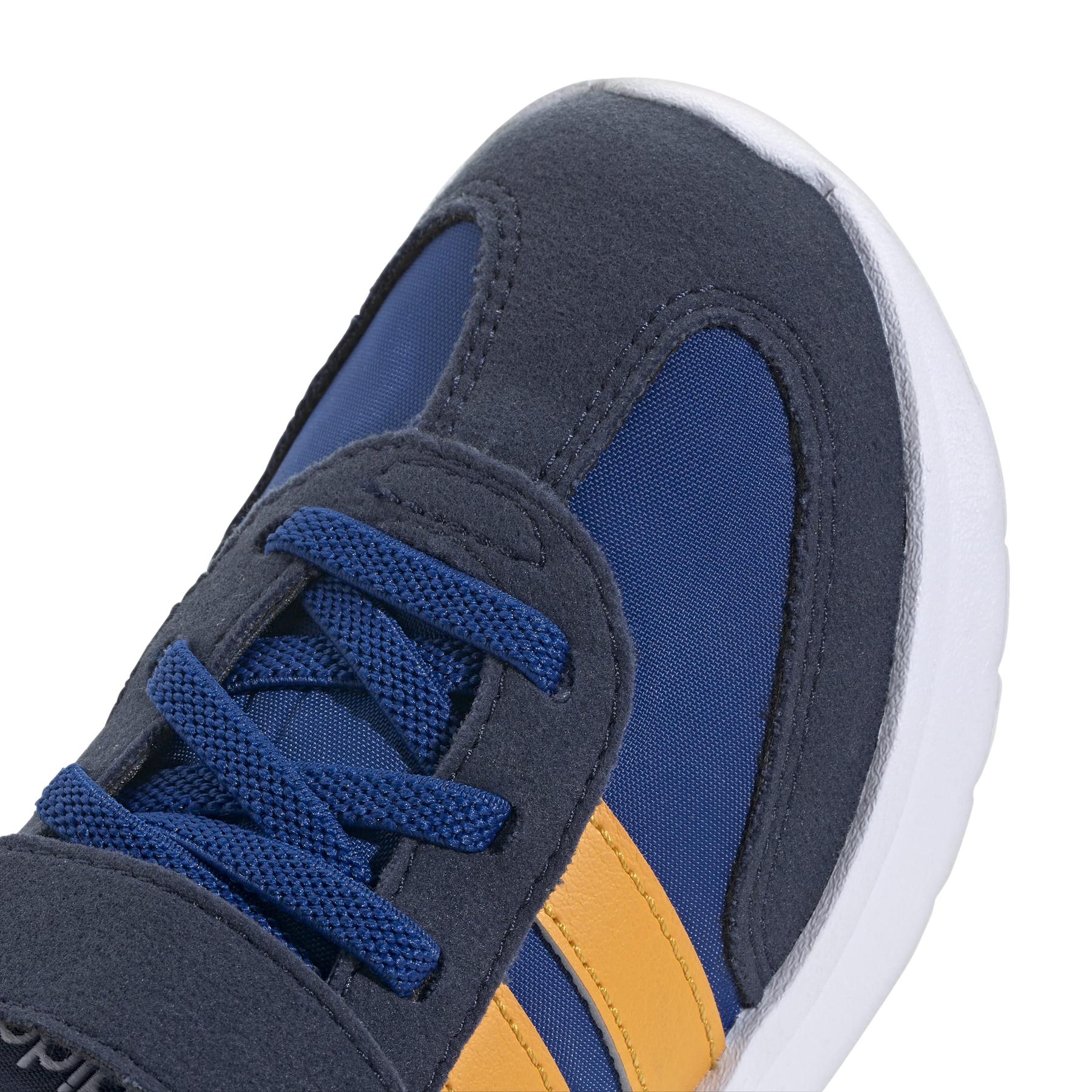 product/2/0/2025_adidas_js3670_9_footwear_photography_detail_view_2_white.jpg
