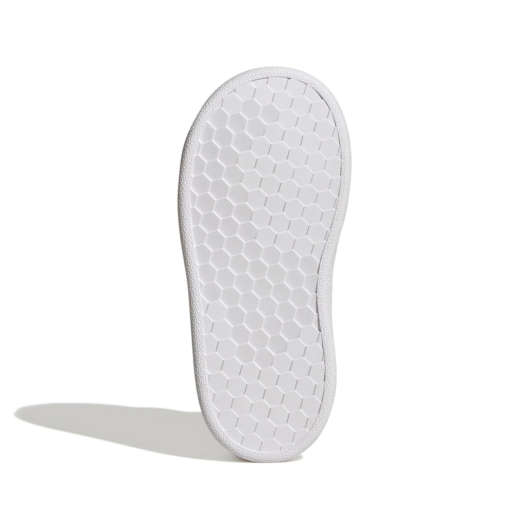 product/a/d/adidas-originals_gw6501_4_footwear_photography_bottom_view_white_000.jpg