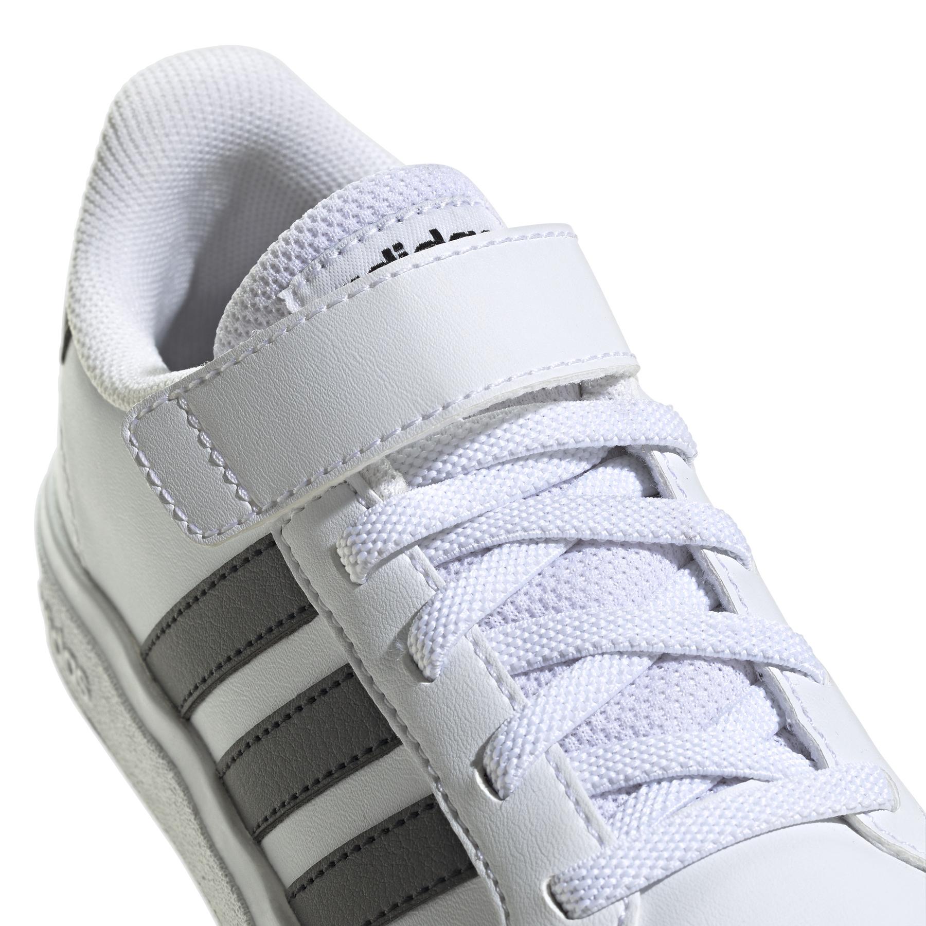 product/a/d/adidas-originals_gw6521_8_footwear_photography_detail_view_1_white_000.jpg