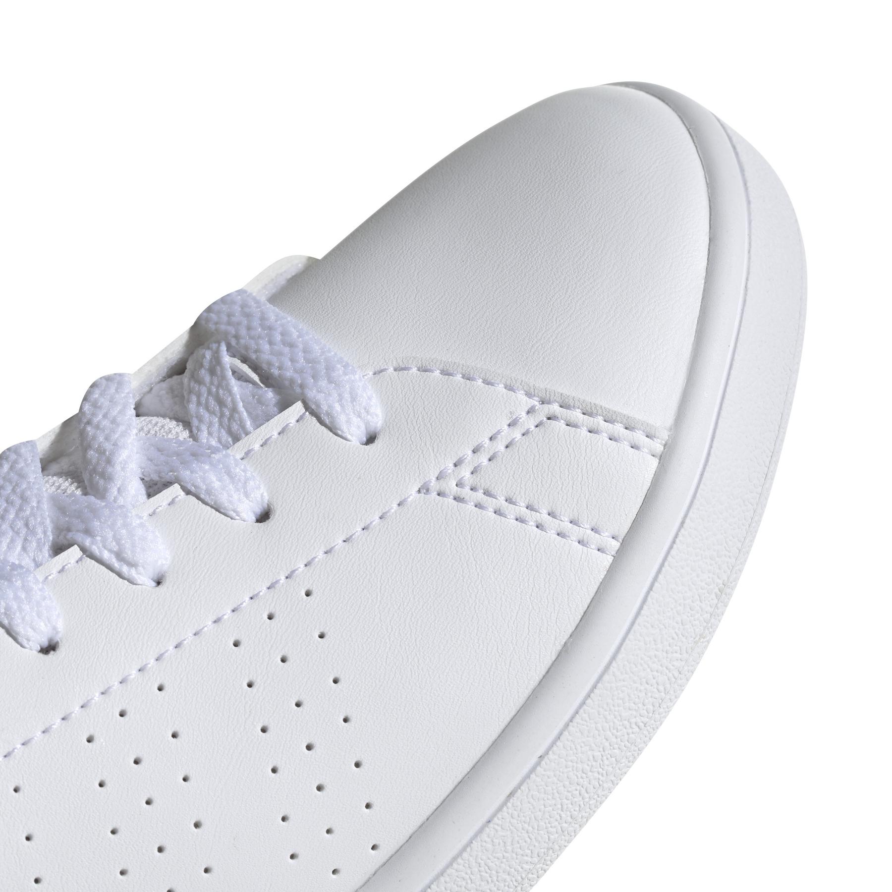 product/a/d/adidas_ef0213_10_footwear_photography_detail_view_3_white_000.jpg