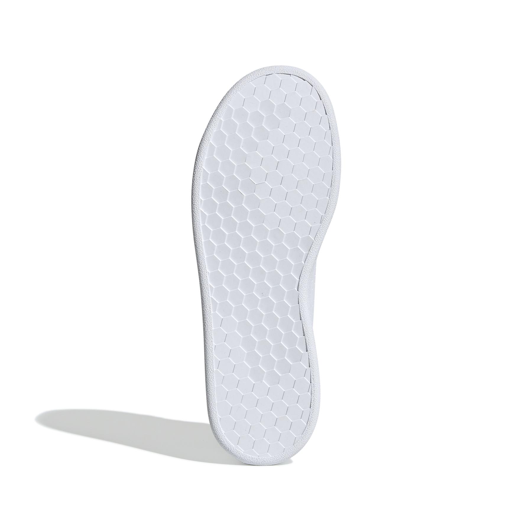 product/a/d/adidas_ef0213_4_footwear_photography_bottom_view_white_000.jpg