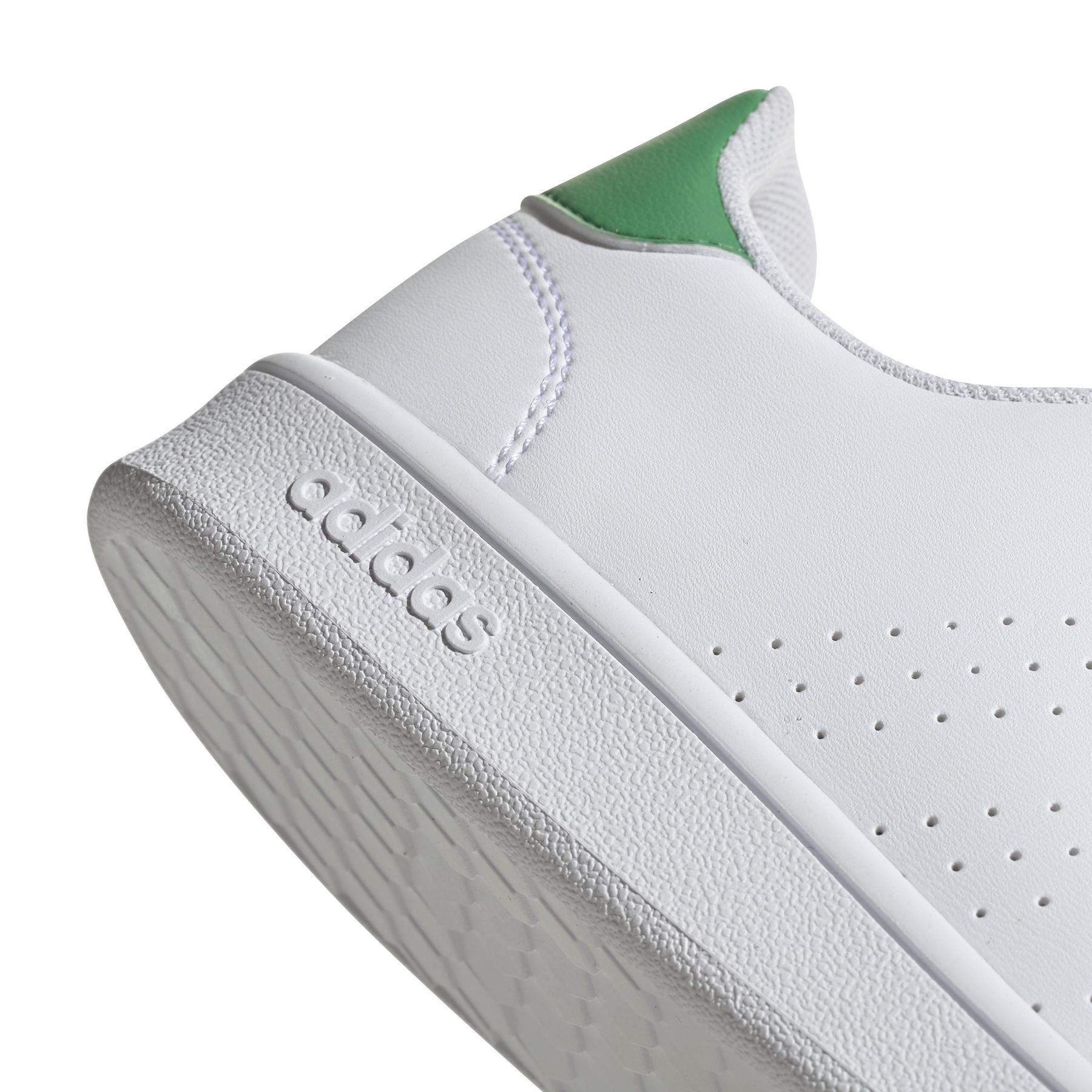 product/a/d/adidas_ef0213_8_footwear_photography_detail_view_1_white_000.jpg