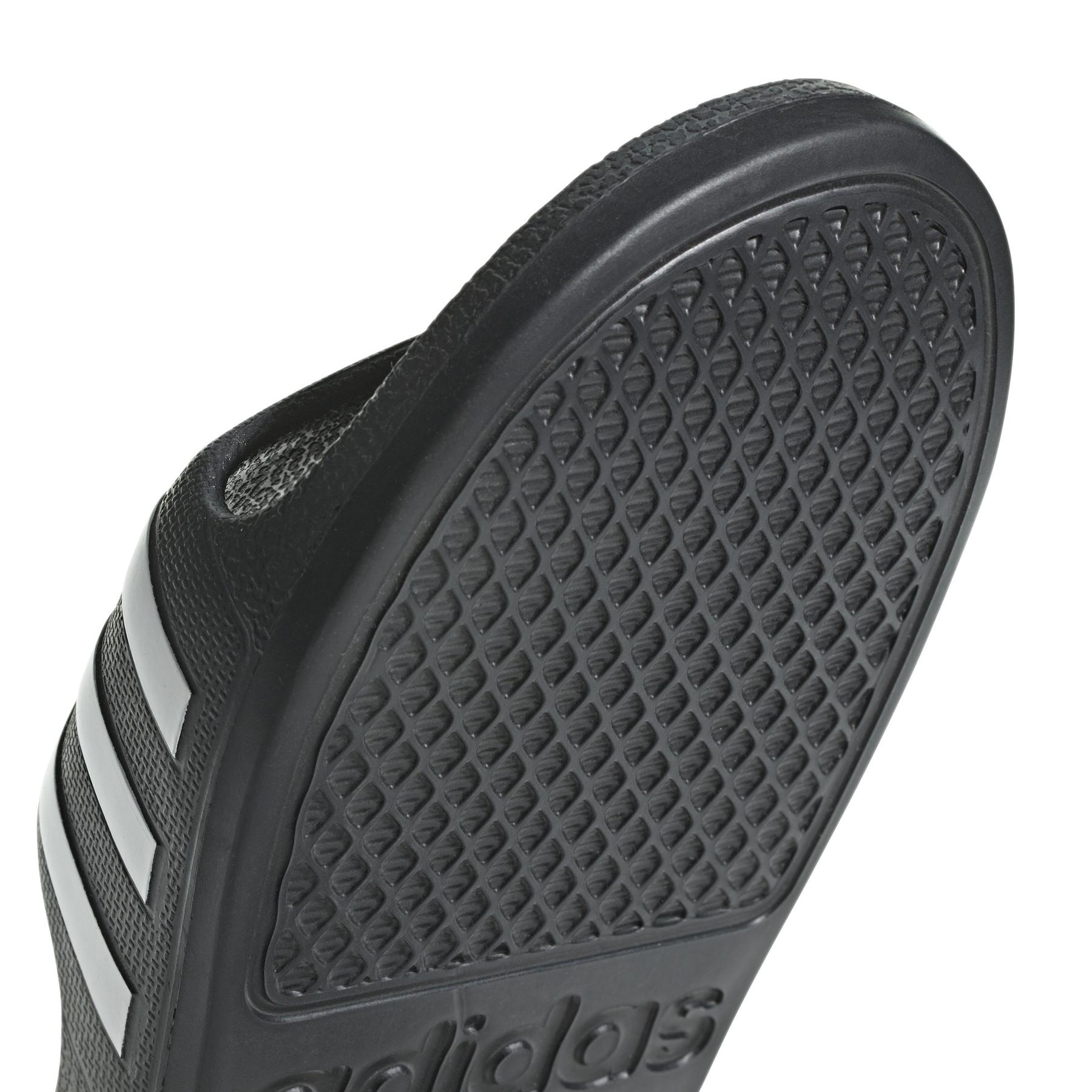 product/a/d/adidas_f35556_10_footwear_photography_detail_view_3_white-nw112824.jpg