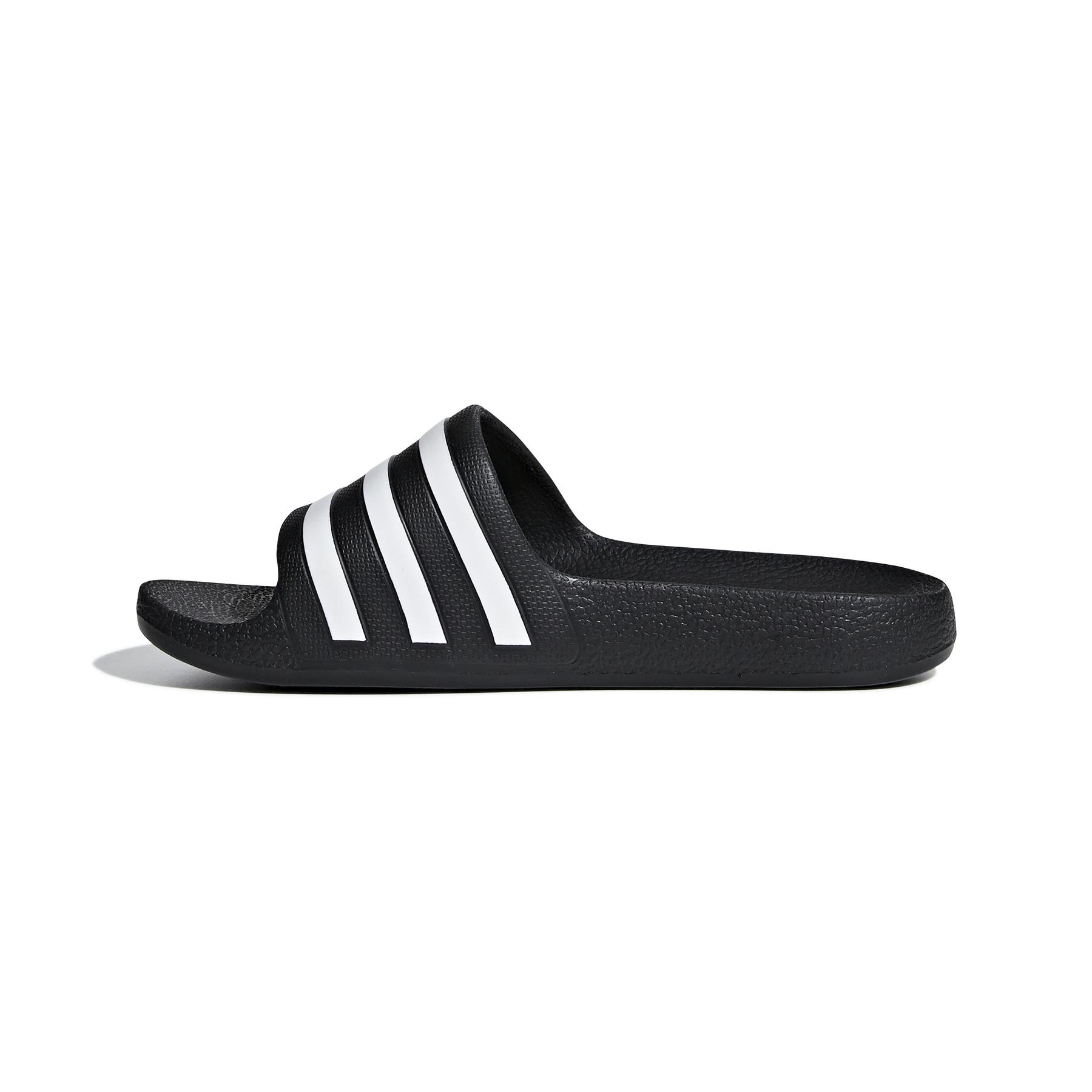 product/a/d/adidas_f35556_5_footwear_photography_side_medial_center_view_white-nw112824.jpg