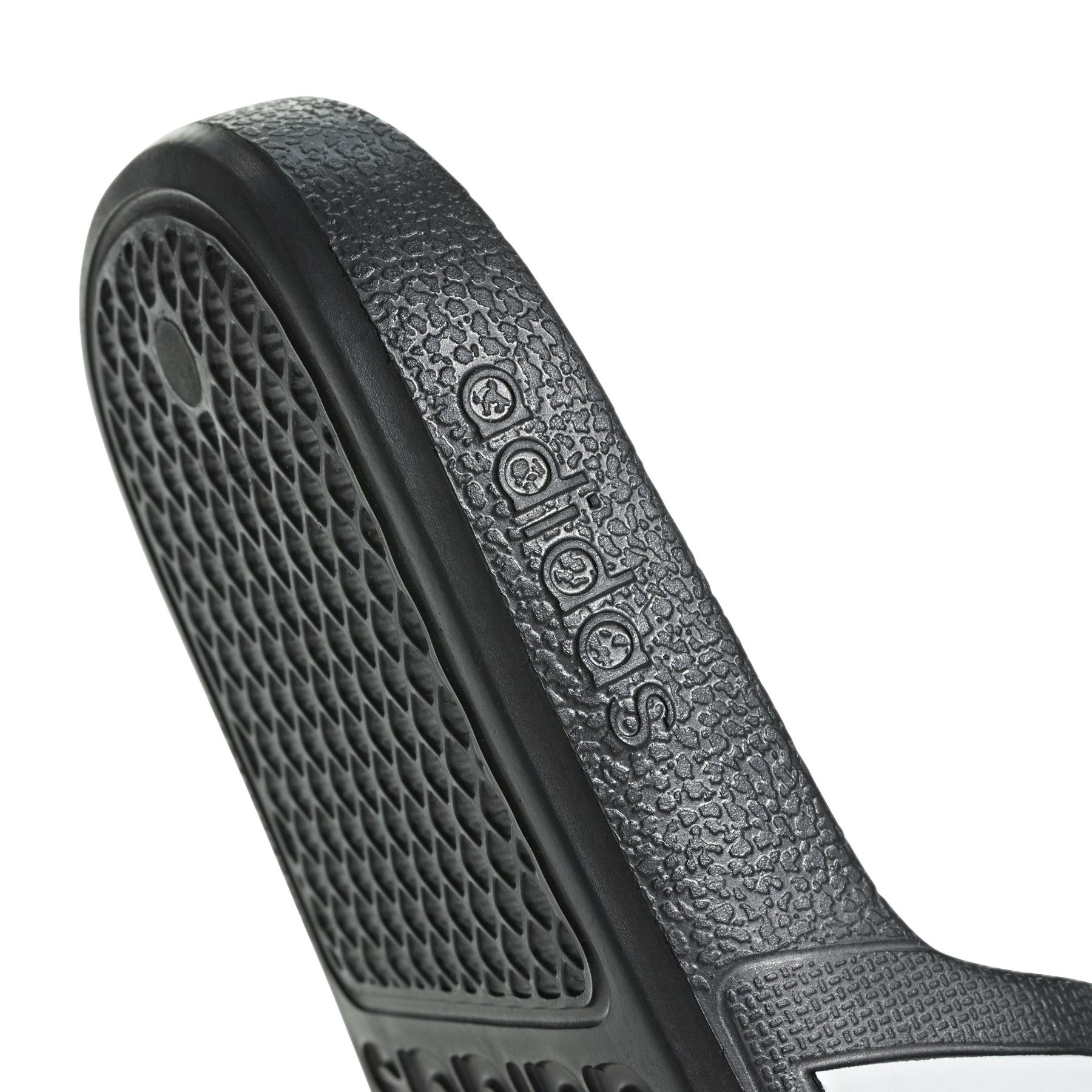 product/a/d/adidas_f35556_9_footwear_photography_detail_view_2_white-nw112824.jpg