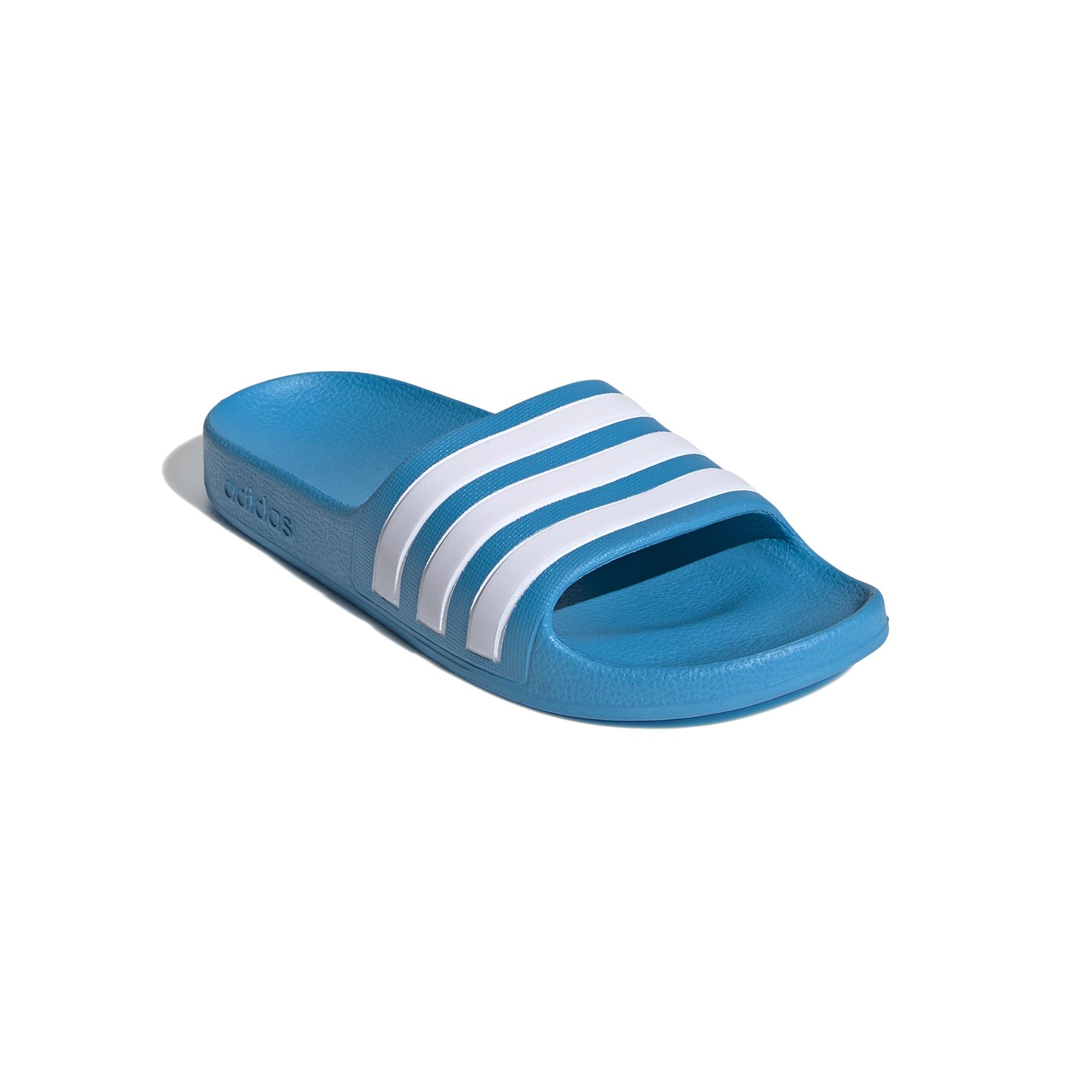 product/a/d/adidas_fy8071_6_footwear_photography_front_lateral_top_view_white-new0201.jpg