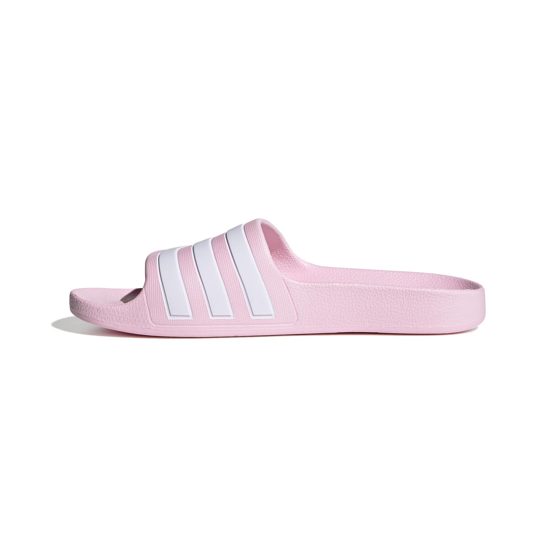 product/a/d/adidas_fy8072_5_footwear_photography_side_medial_center_view_white-new0201.jpg