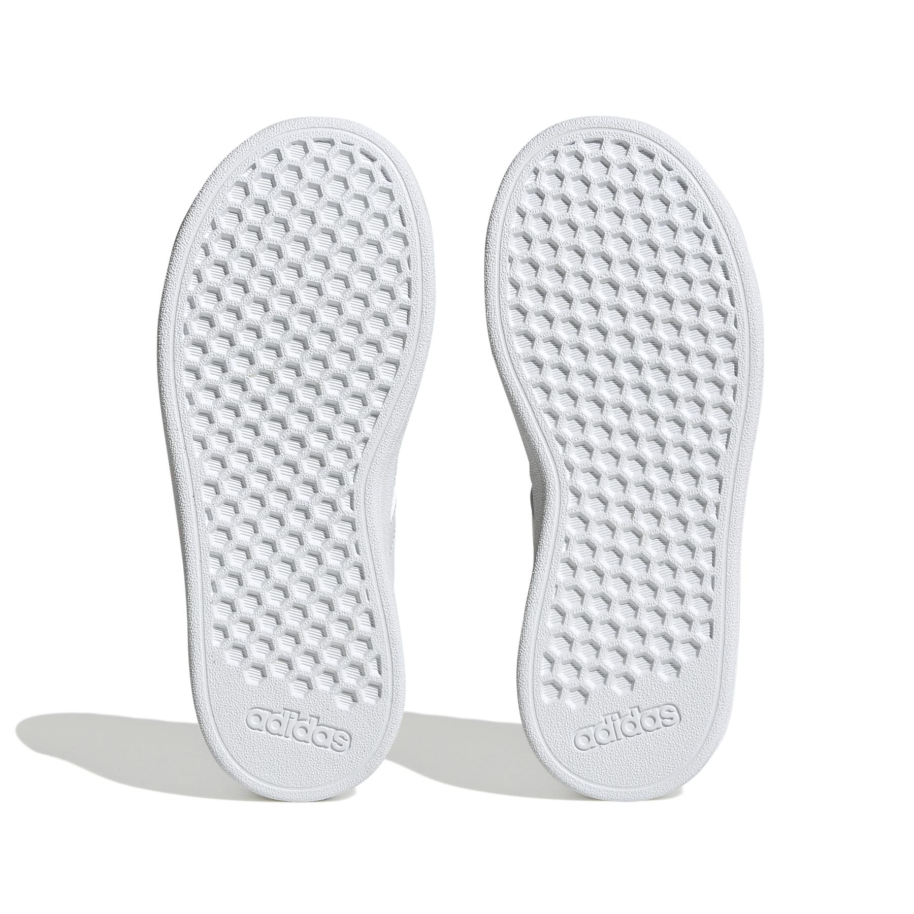 product/a/d/adidas_fz6158_4_footwear_photography_bottom_view_white_000.jpg