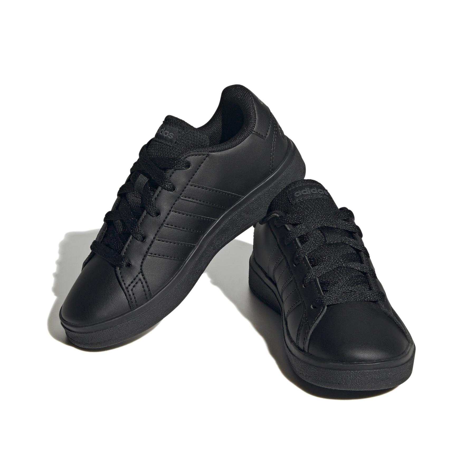 product/a/d/adidas_fz6159_6_footwear_photography_front_lateral_top_view_white_000.jpg