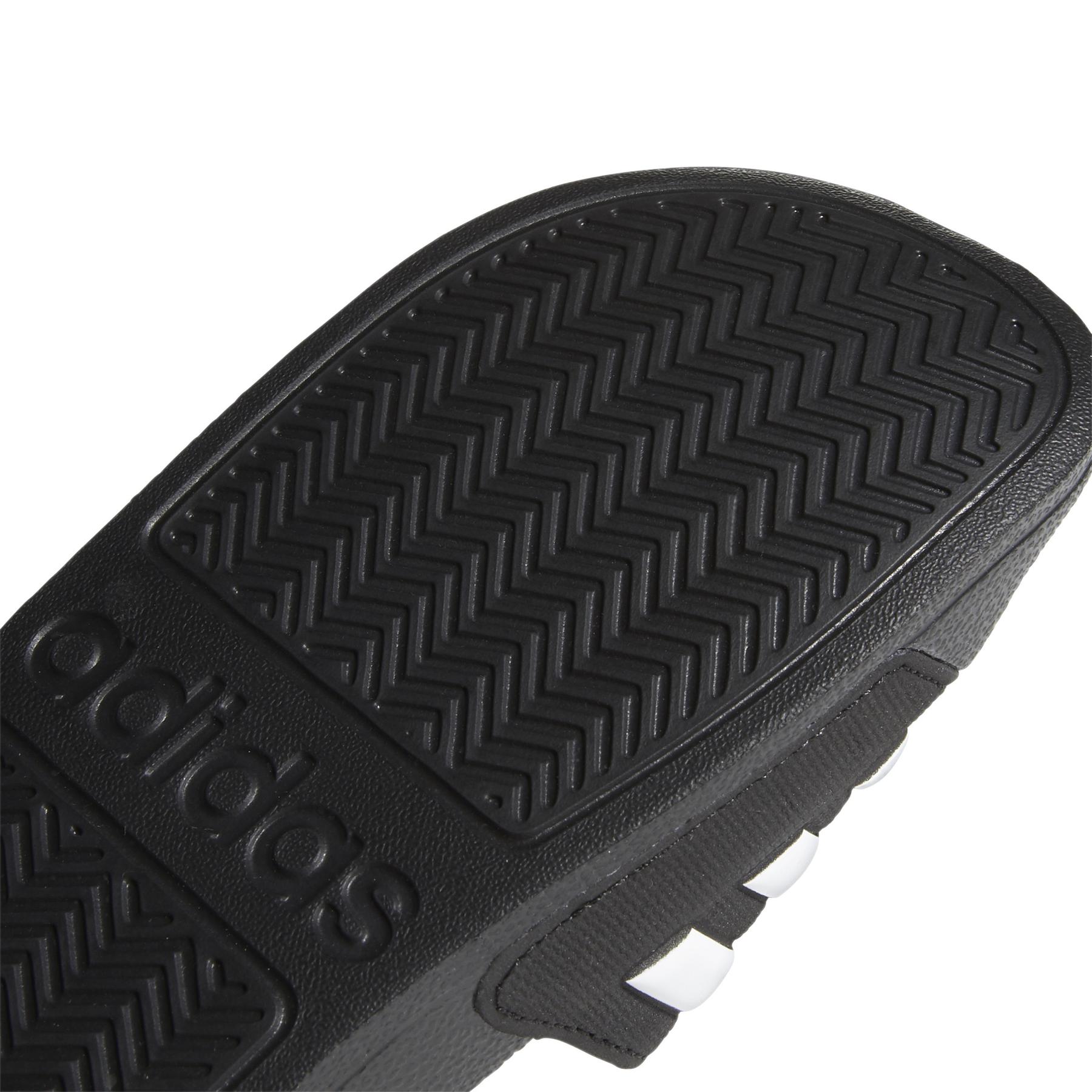 product/a/d/adidas_g27625_10_footwear_photography_detail_view_3_white-nw112824.jpg