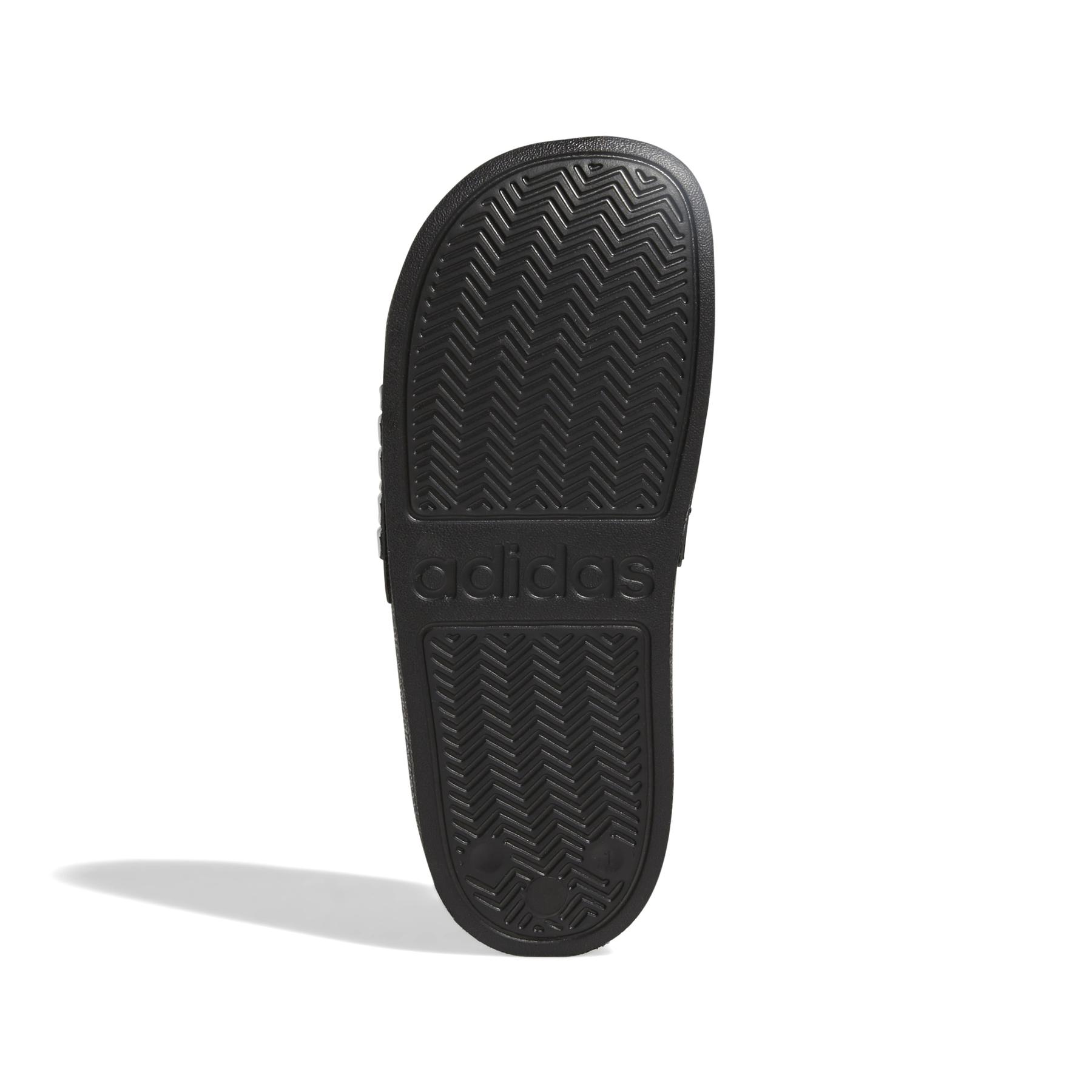 product/a/d/adidas_g27625_4_footwear_photography_bottom_view_white-nw112824.jpg