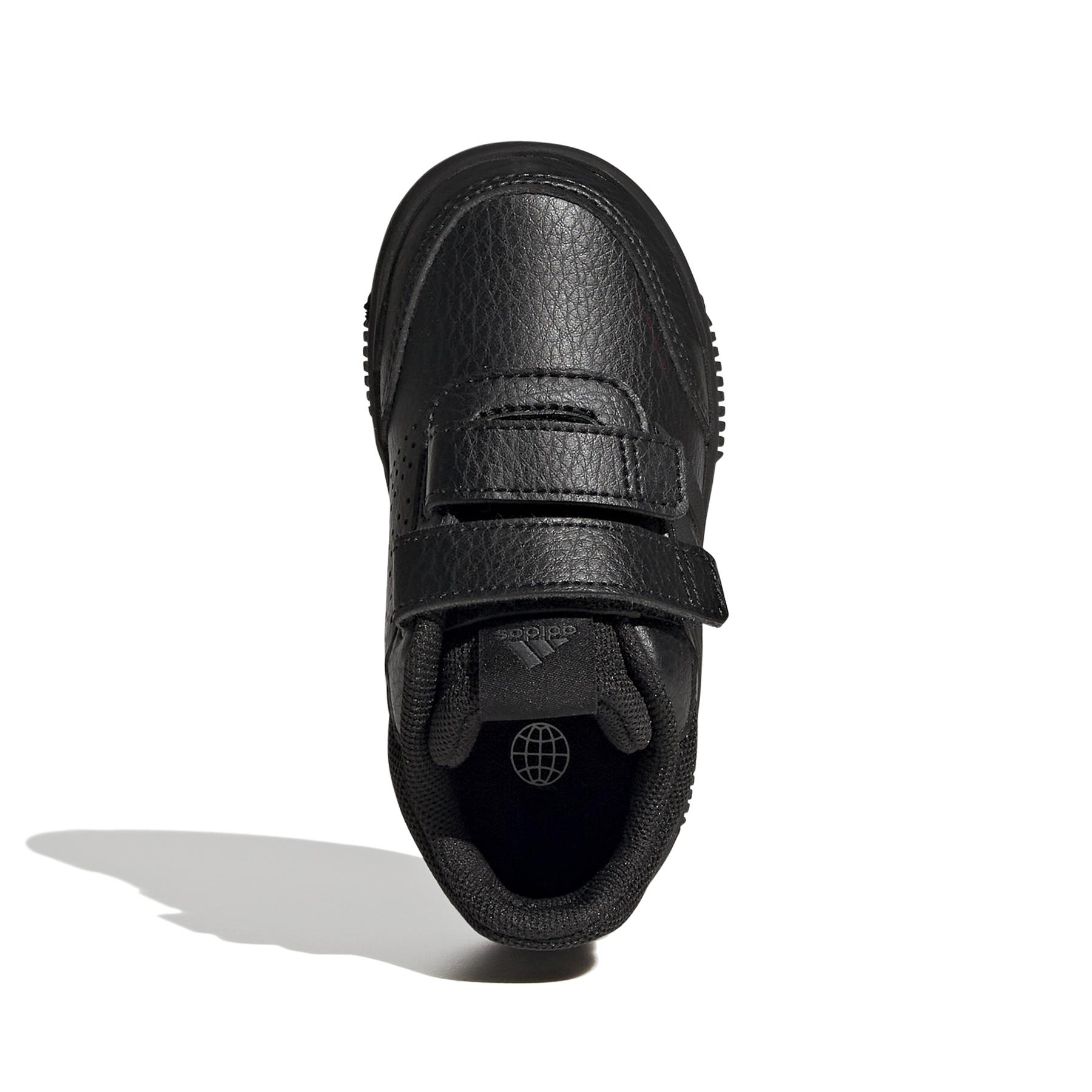 product/a/d/adidas_gw6455_3_footwear_photography_top_portrait_view_white_000.jpg
