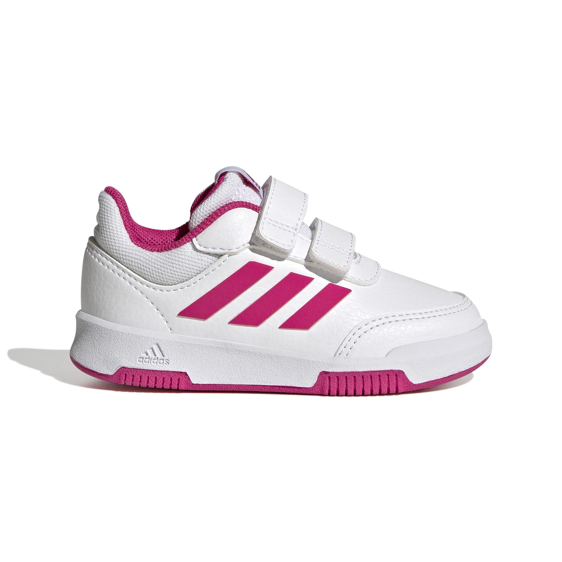 product/a/d/adidas_gw6468_1_footwear_photography_side_lateral_center_view_white_000.jpg