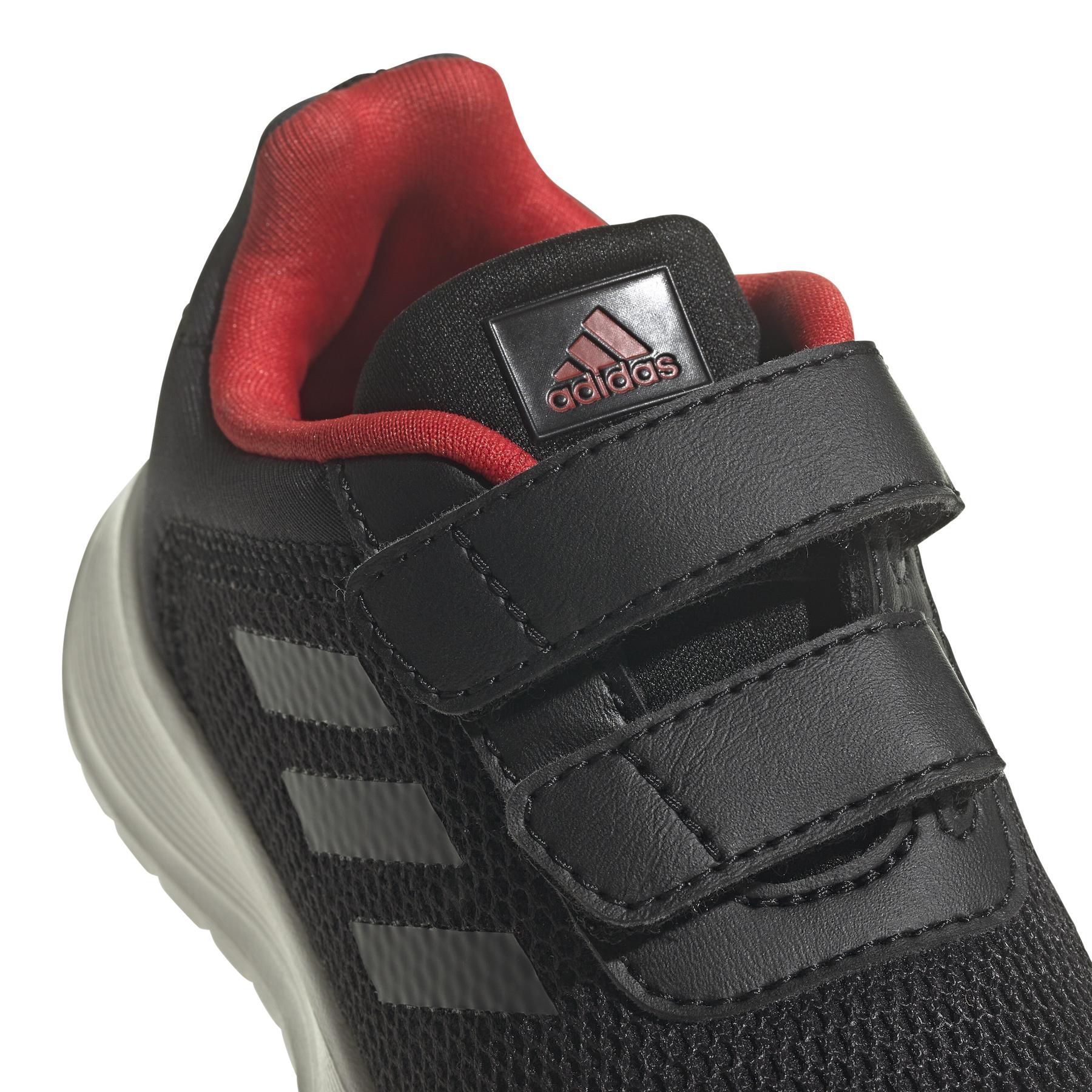 product/a/d/adidas_gz5857_8_footwear_photography_detail_view_1_white_000.jpg