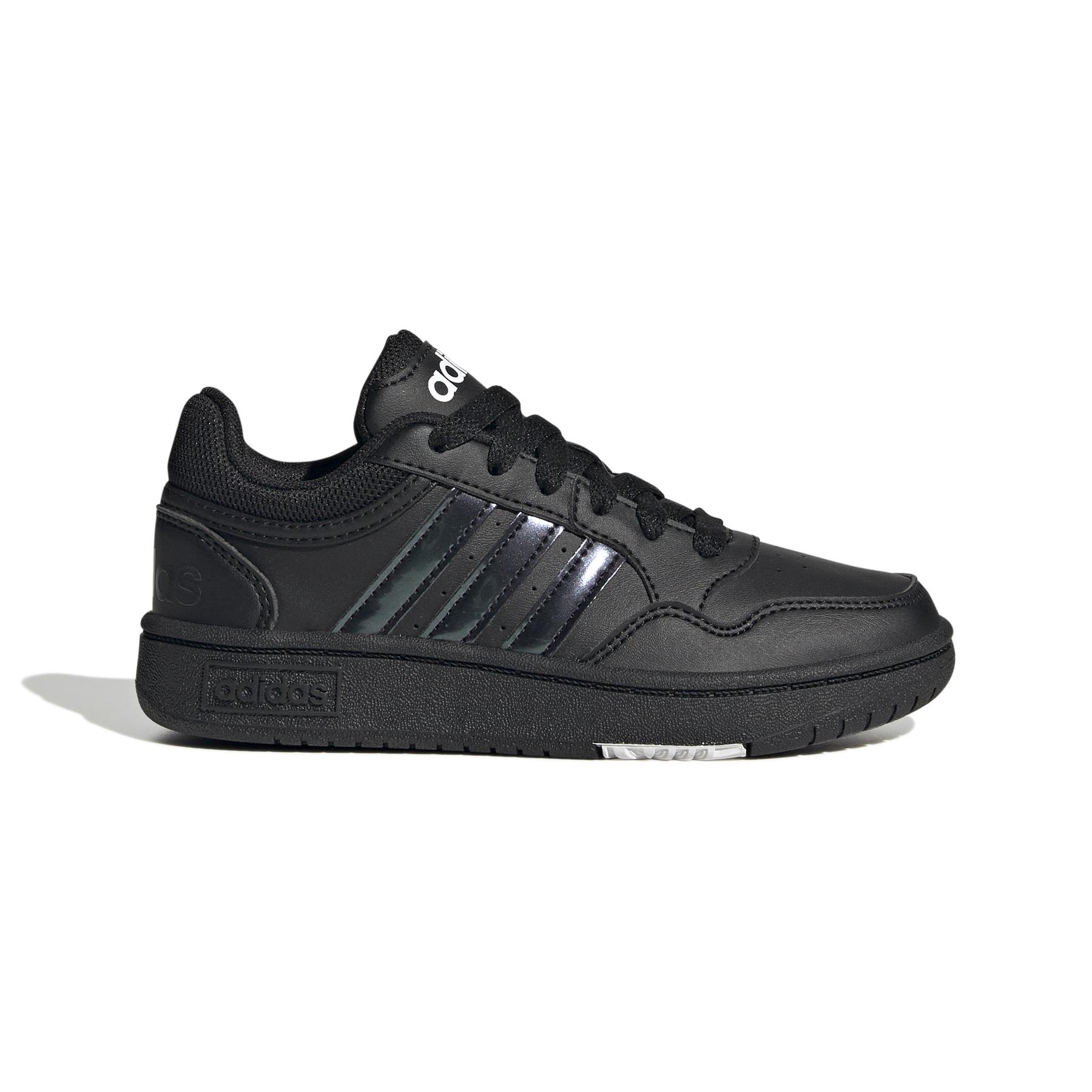 product/a/d/adidas_gz9671_1_footwear_photography_side_lateral_center_view_white_000.jpg