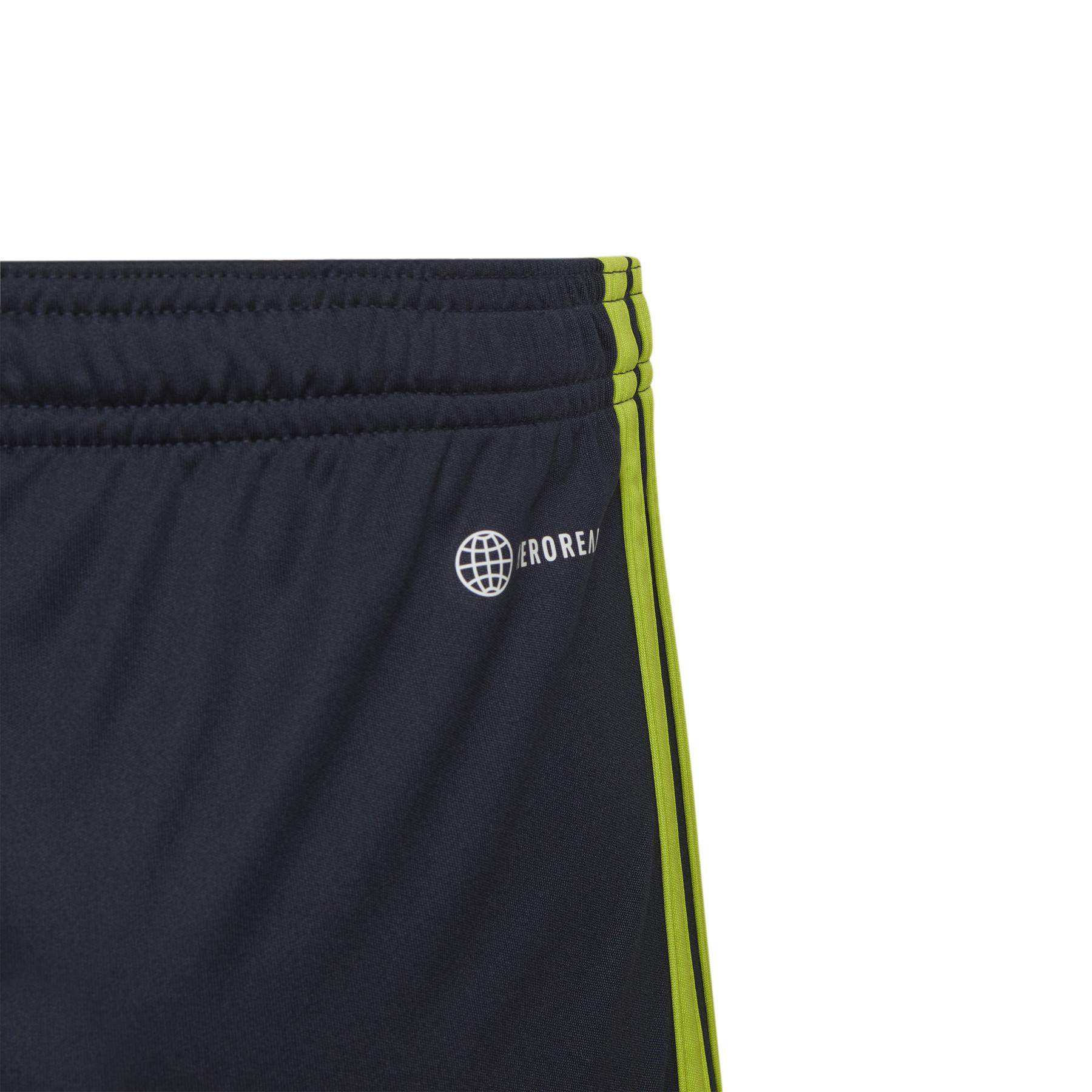 product/a/d/adidas_h64067_6_apparel_photography_detail_view_3_white_xo.jpg