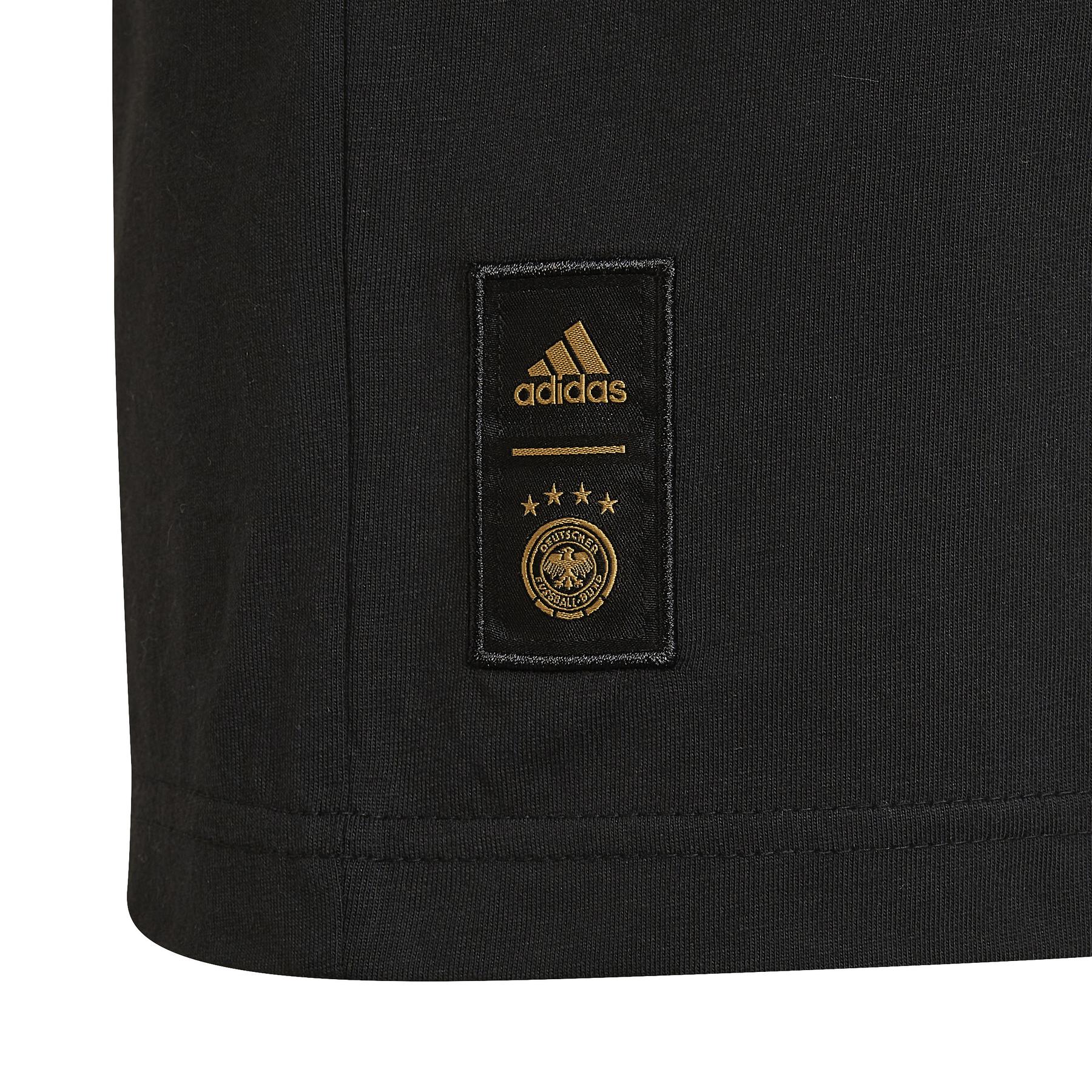 product/a/d/adidas_he6661_6_apparel_photography_detail_view_3_white.jpg