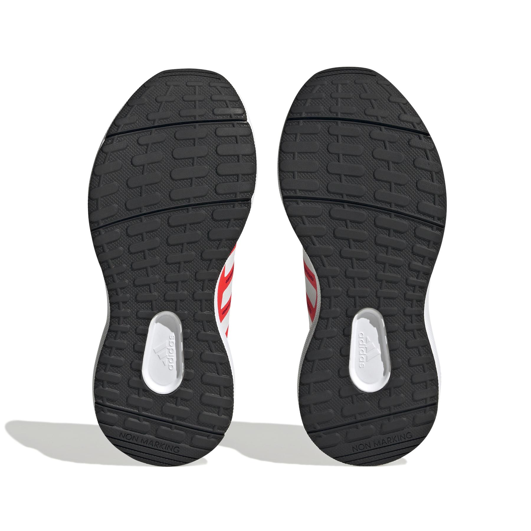 product/a/d/adidas_hp5445_4_footwear_photography_bottom_view_white_000.jpg